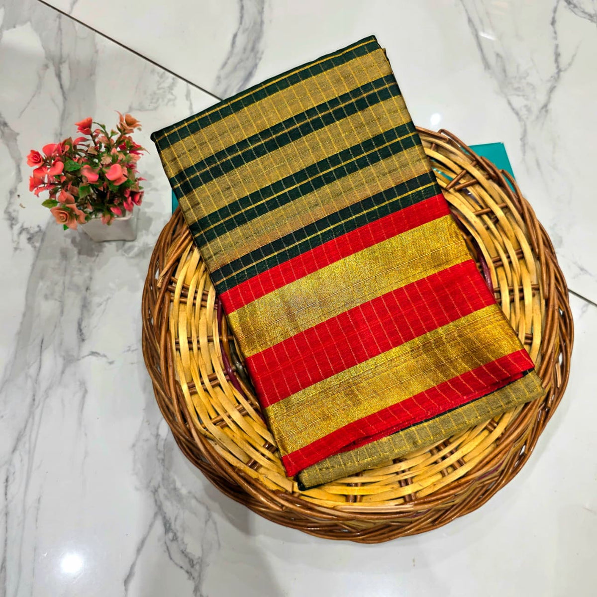 Royal Golden Zari Checked Silk Saree