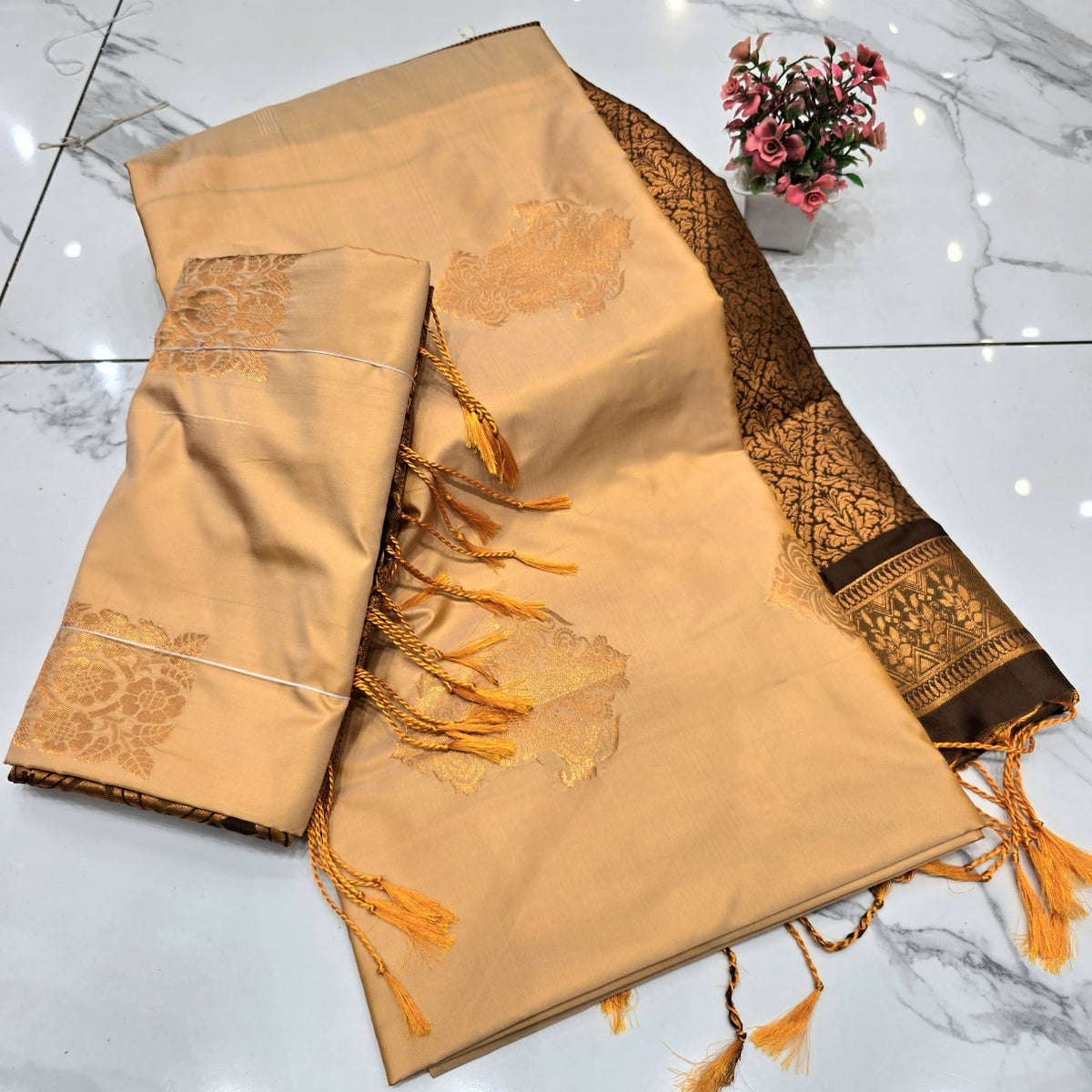Luxury Soft Silk Saree ( Same Colour only dispatch )
