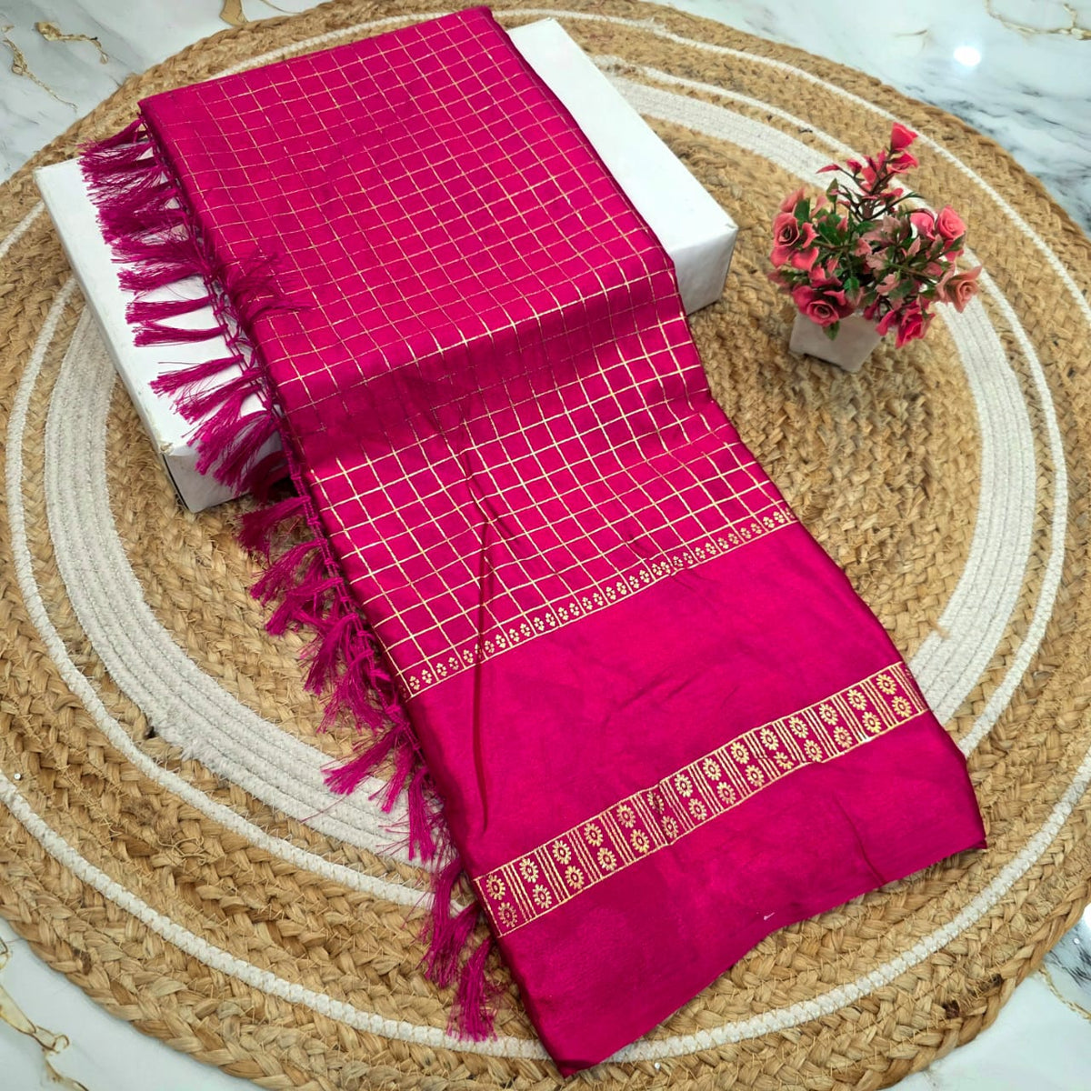 Checked Foil Work Saree ( Same Colour Only Dispatch )
