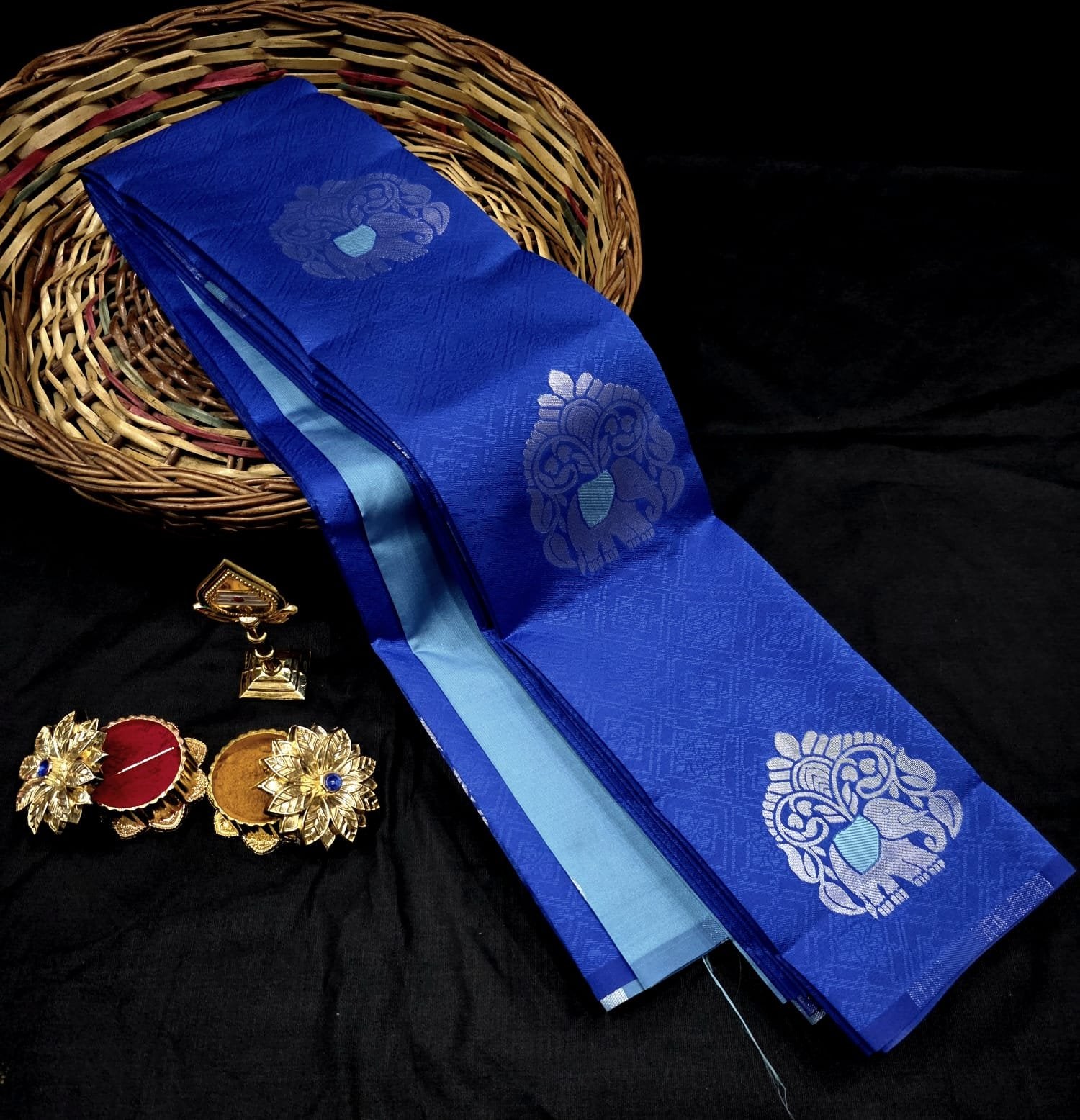 MuthuNila Soft Silk Saree