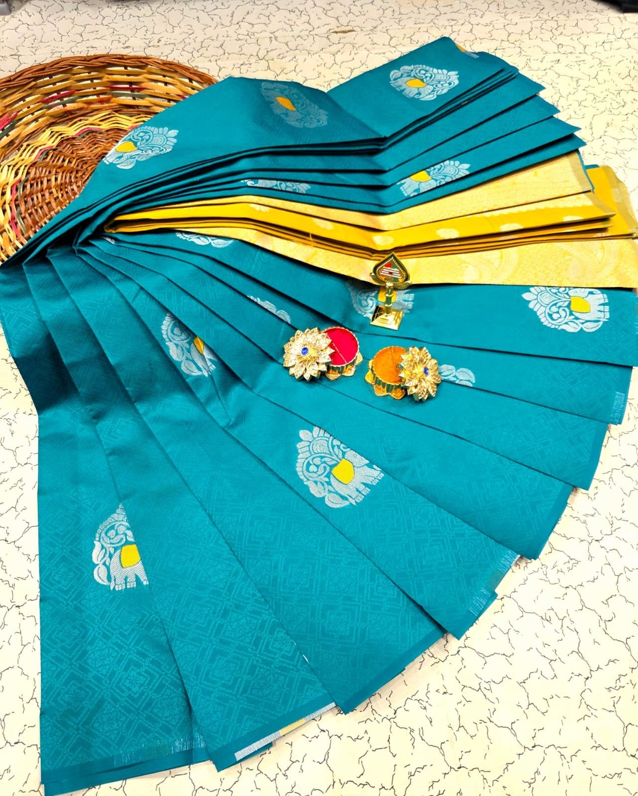 MuthuNila Soft Silk Saree