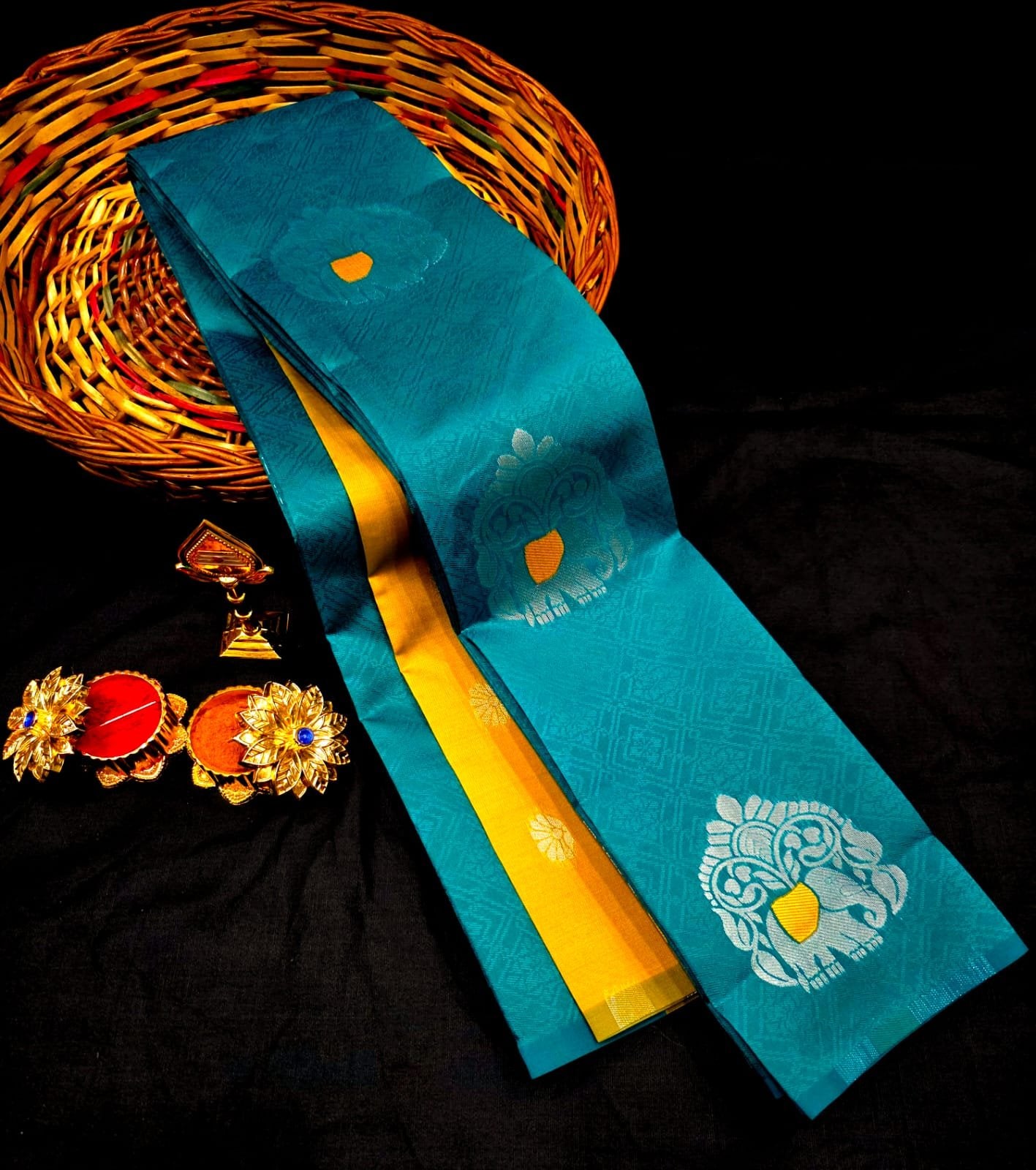 MuthuNila Soft Silk Saree