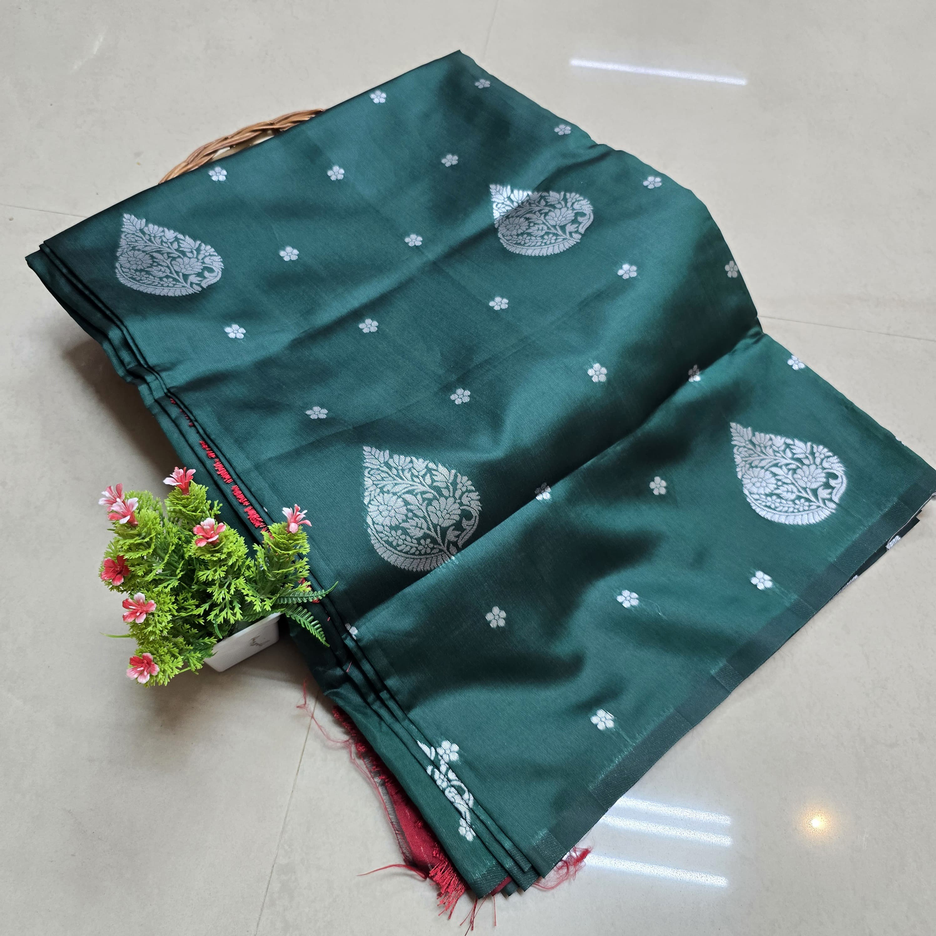 Aadi Offer Clearence Sales Saree