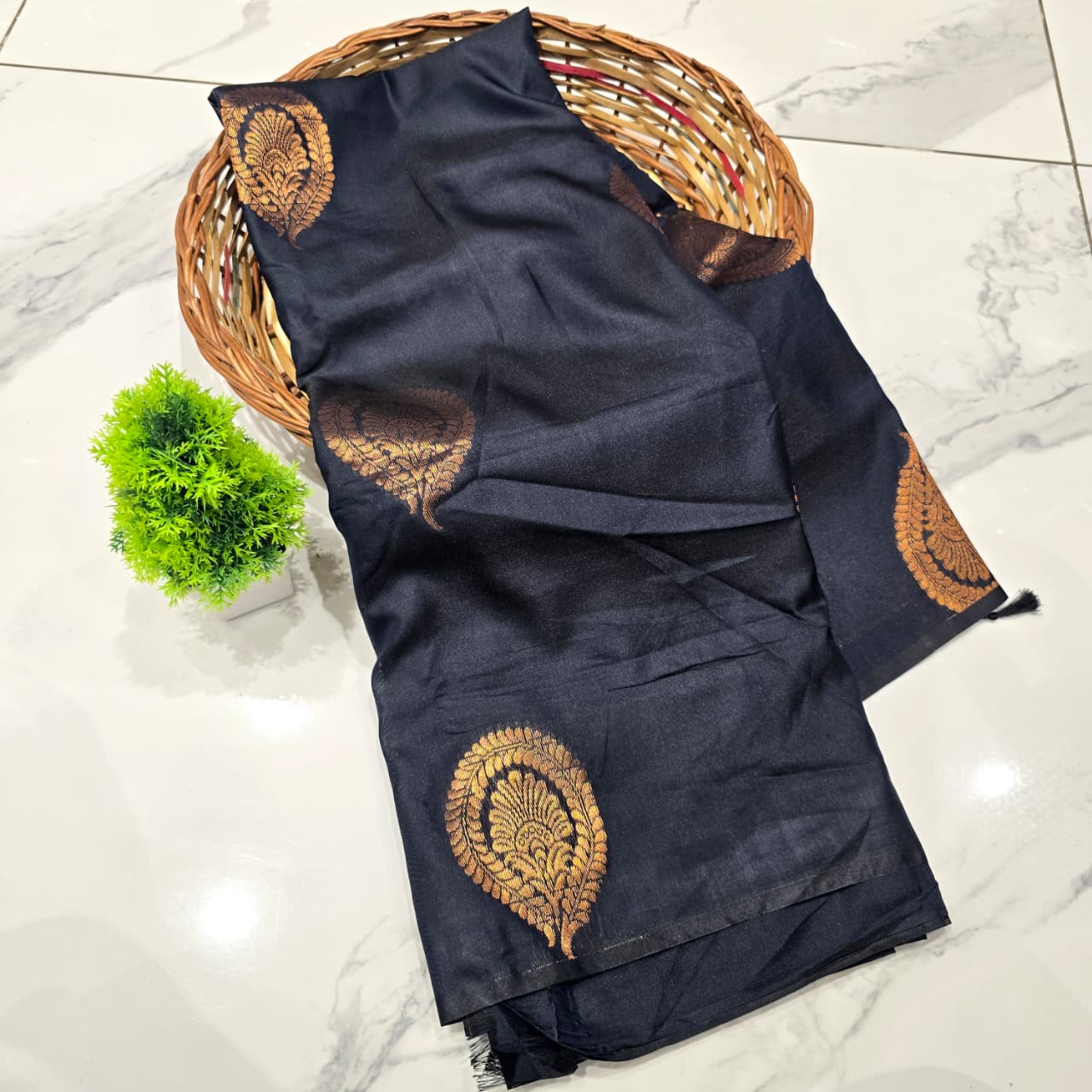 Aadi Offer  Sales Saree