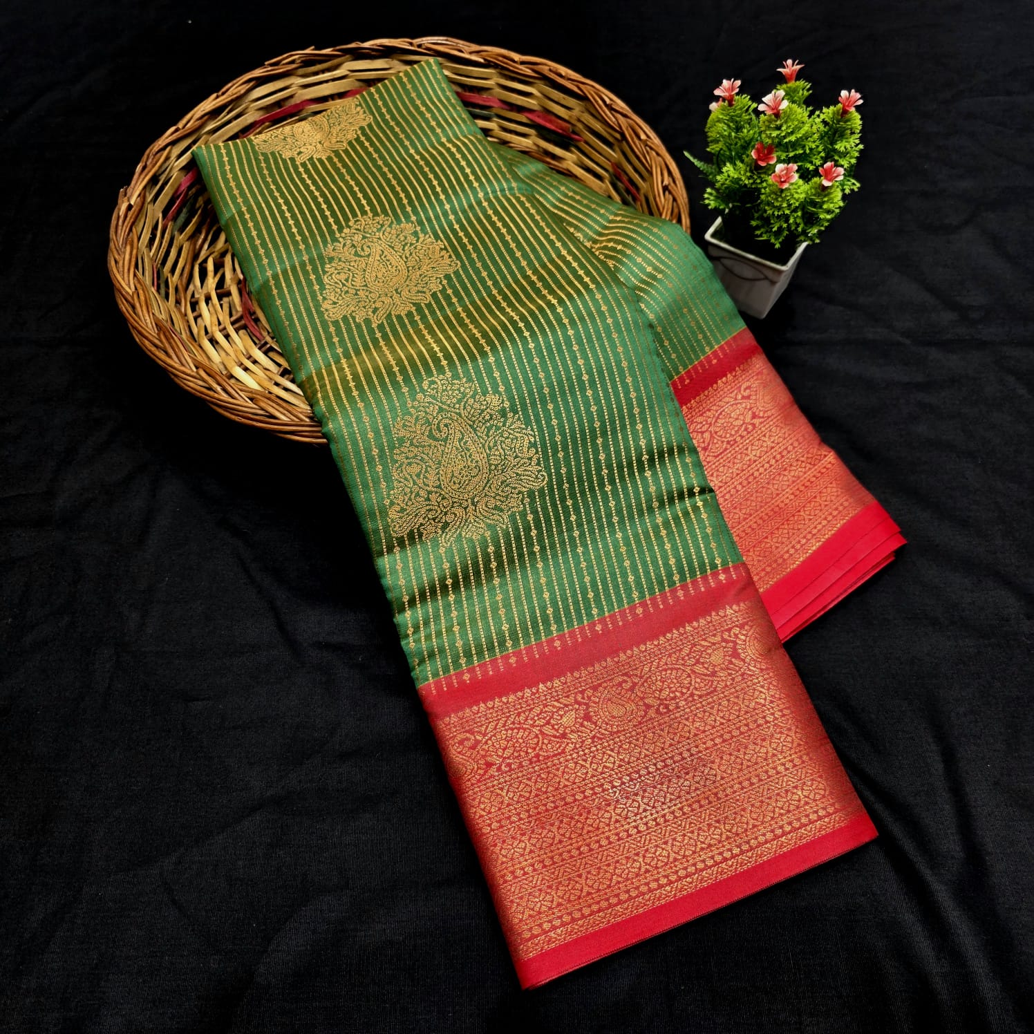 Traditional Vairaoosi Saree