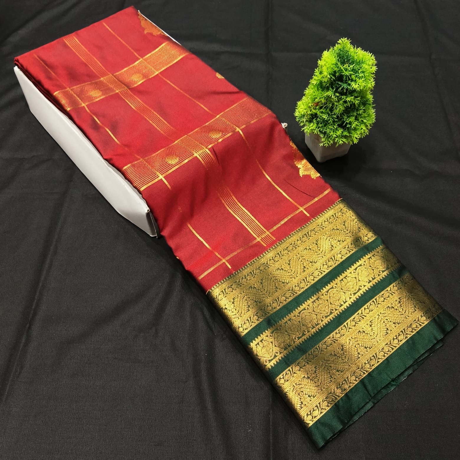 Rapper Kottanchi Soft Silk Saree