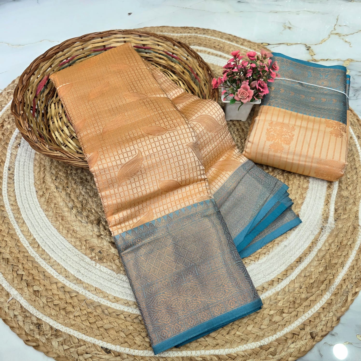 Vaira Oosi Soft Silk Saree
