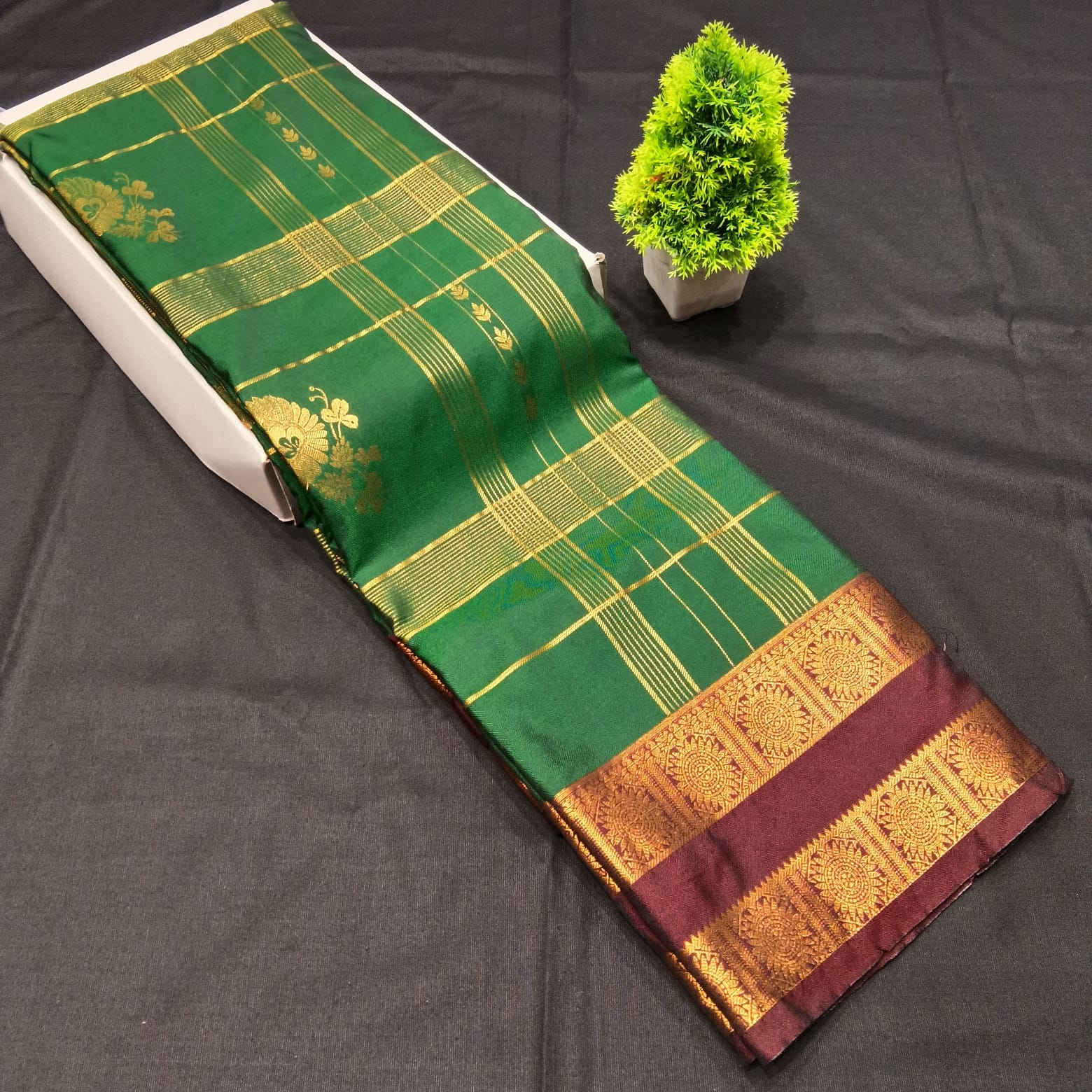 Rapper Kottanchi Soft Silk Saree