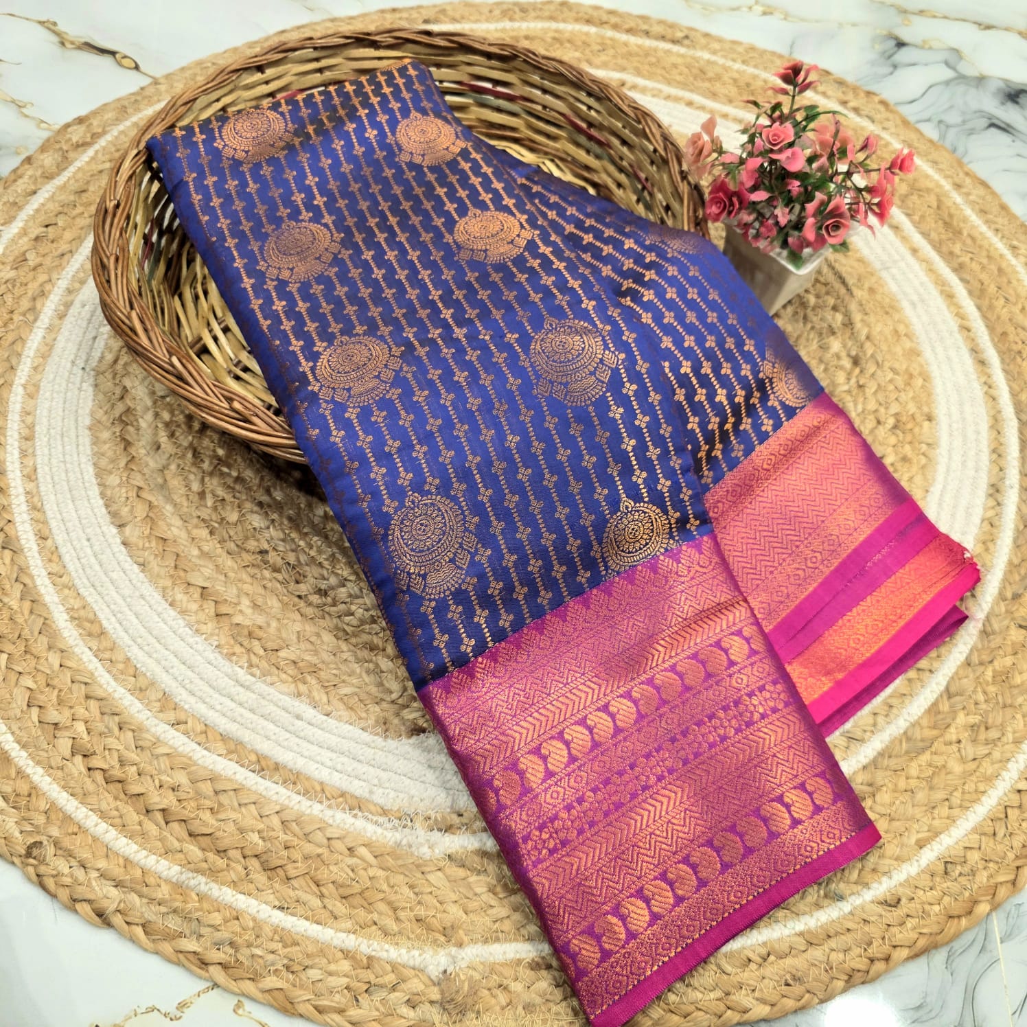 Vaira Oosi Soft Silk Saree