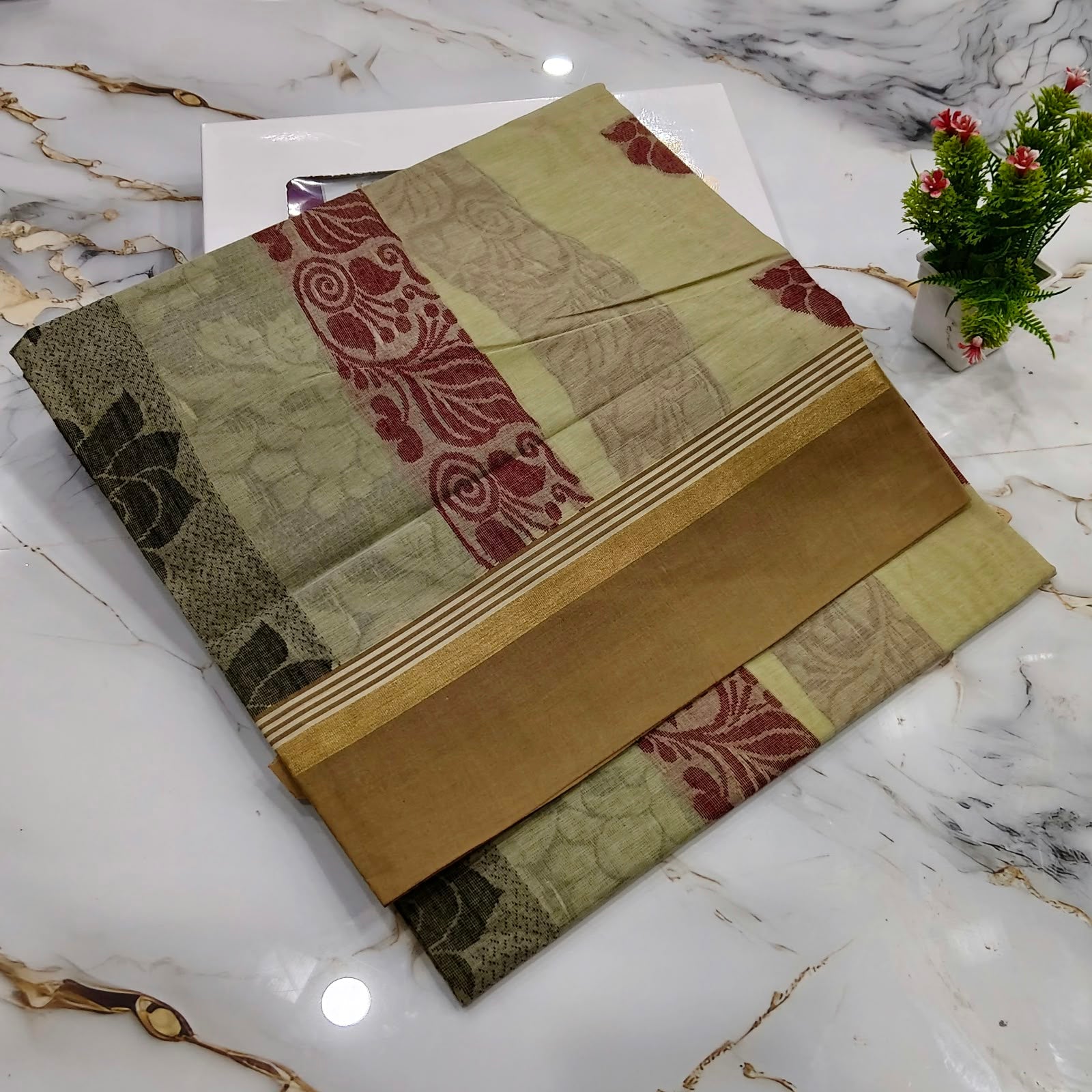 50% Offer Saree Collection