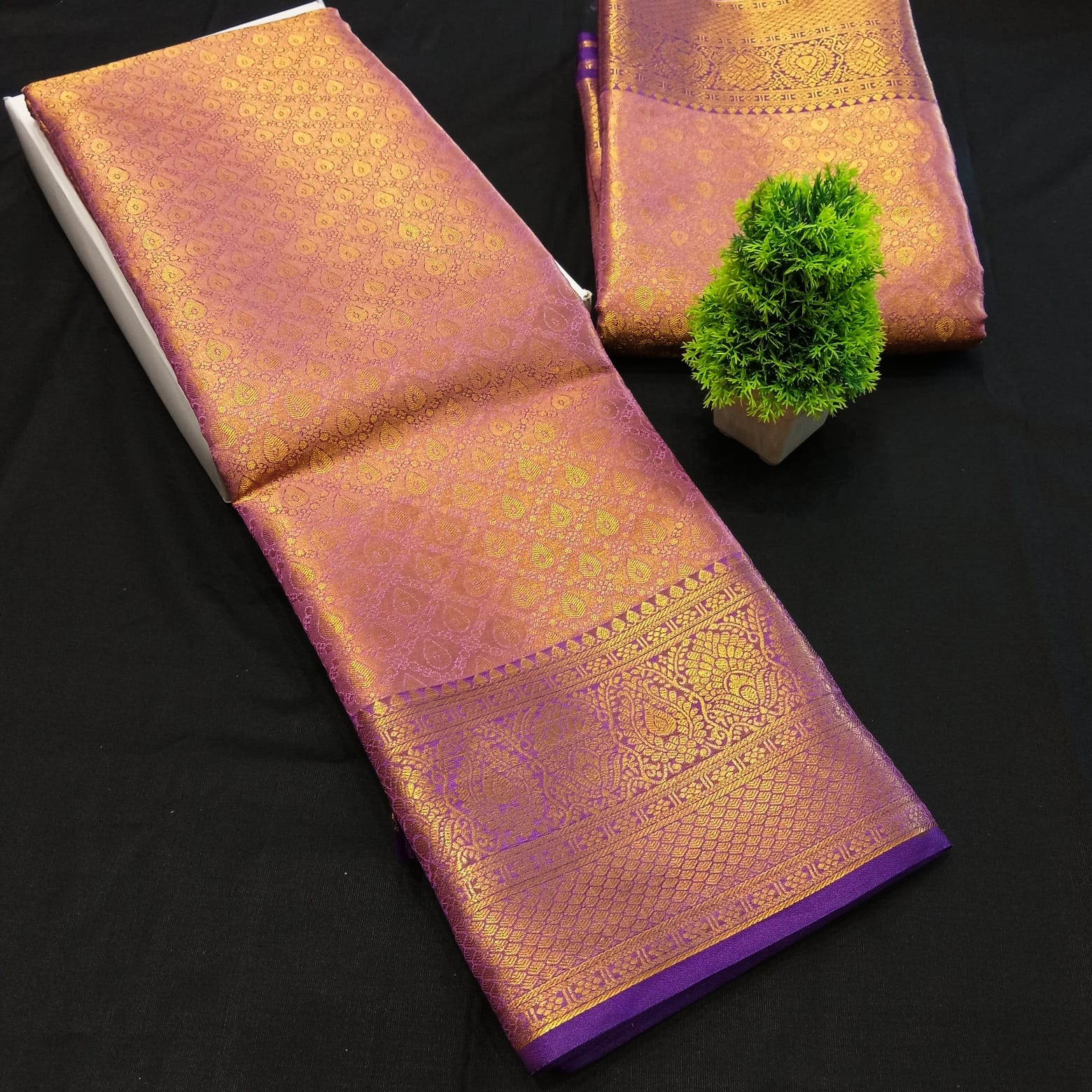 Premium Tissue Saree