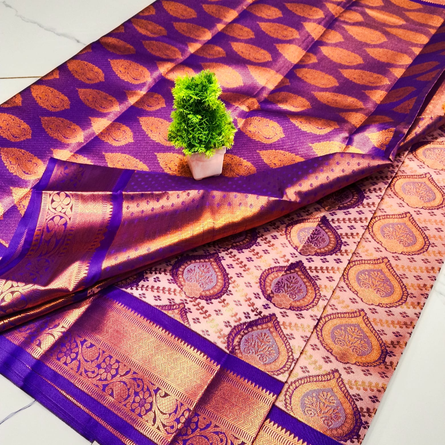 Jari Jacquard Tissue Saree