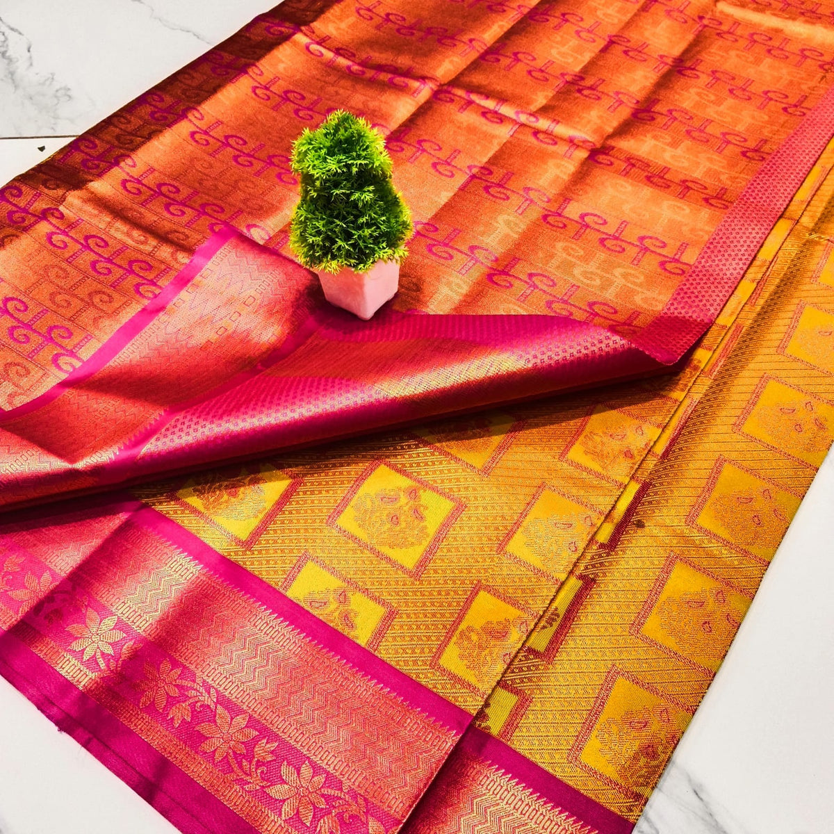 Jari Jacquard Tissue Saree