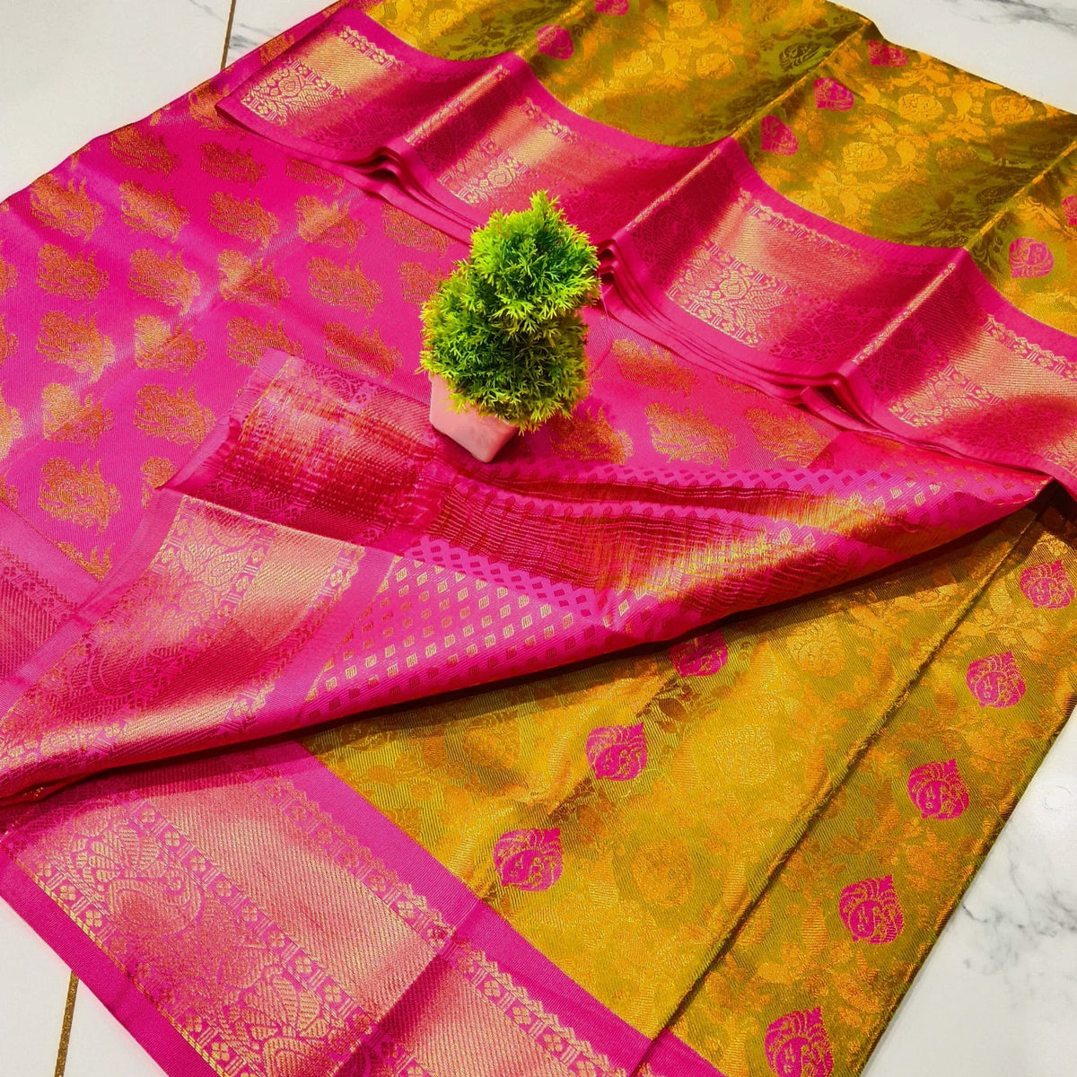 RESHMA TISSUE SAREE