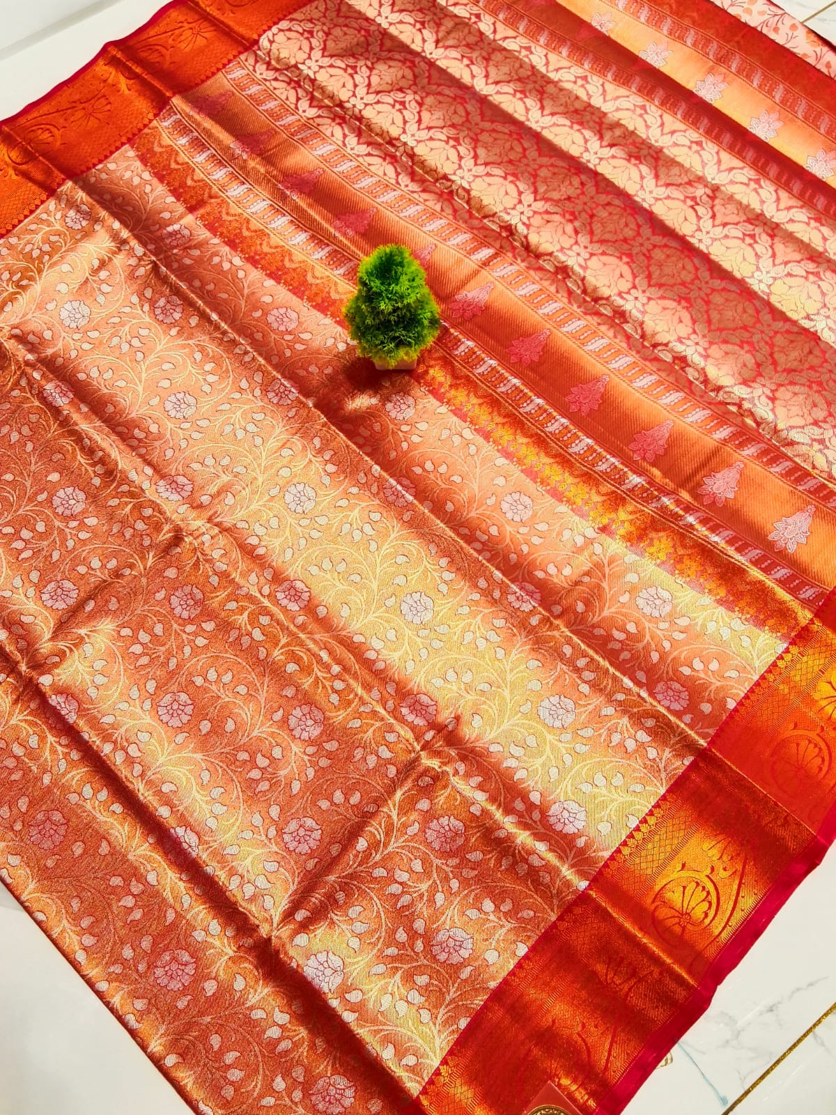 Laxana Tissue Silk Saree