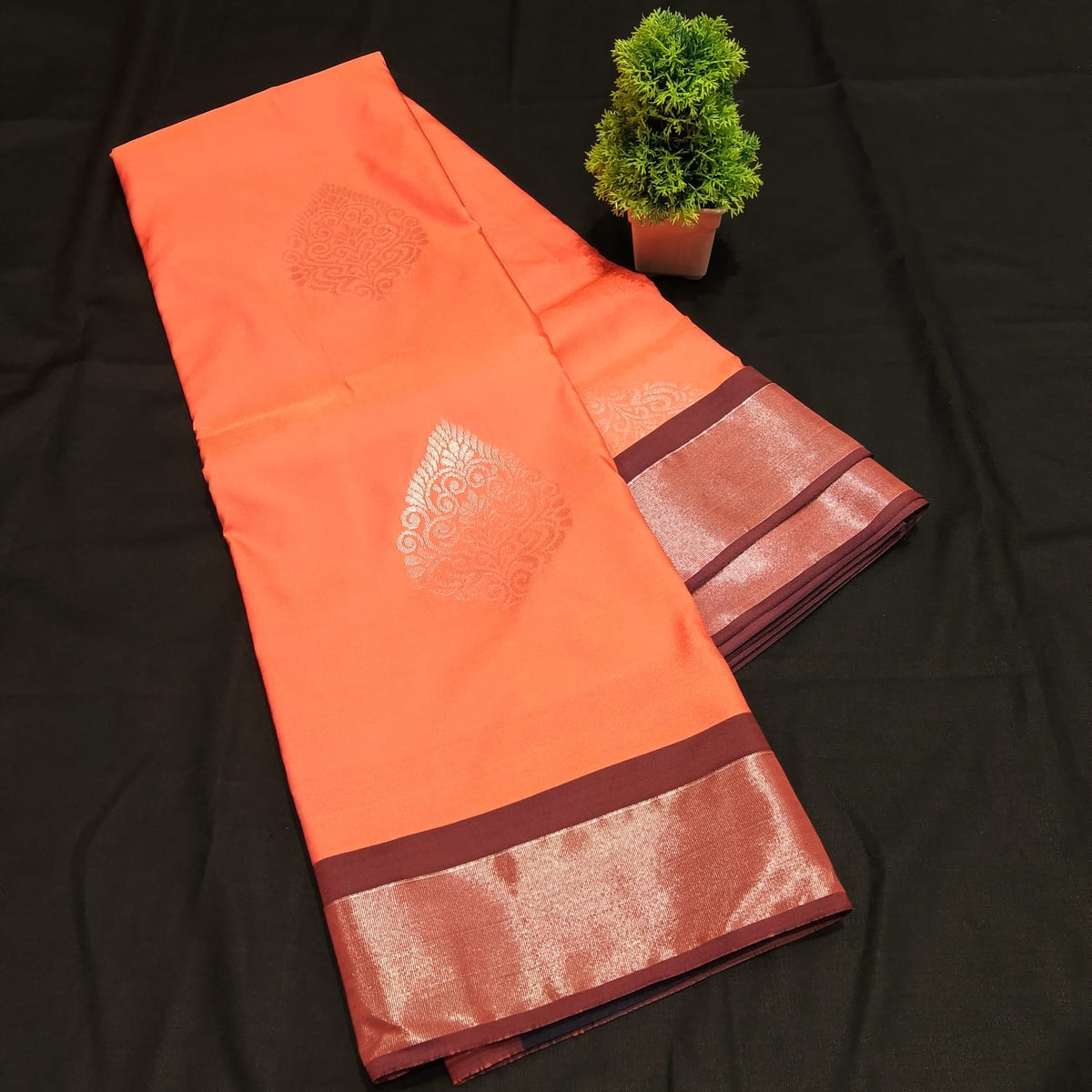 Mahalakshmi Border Saree