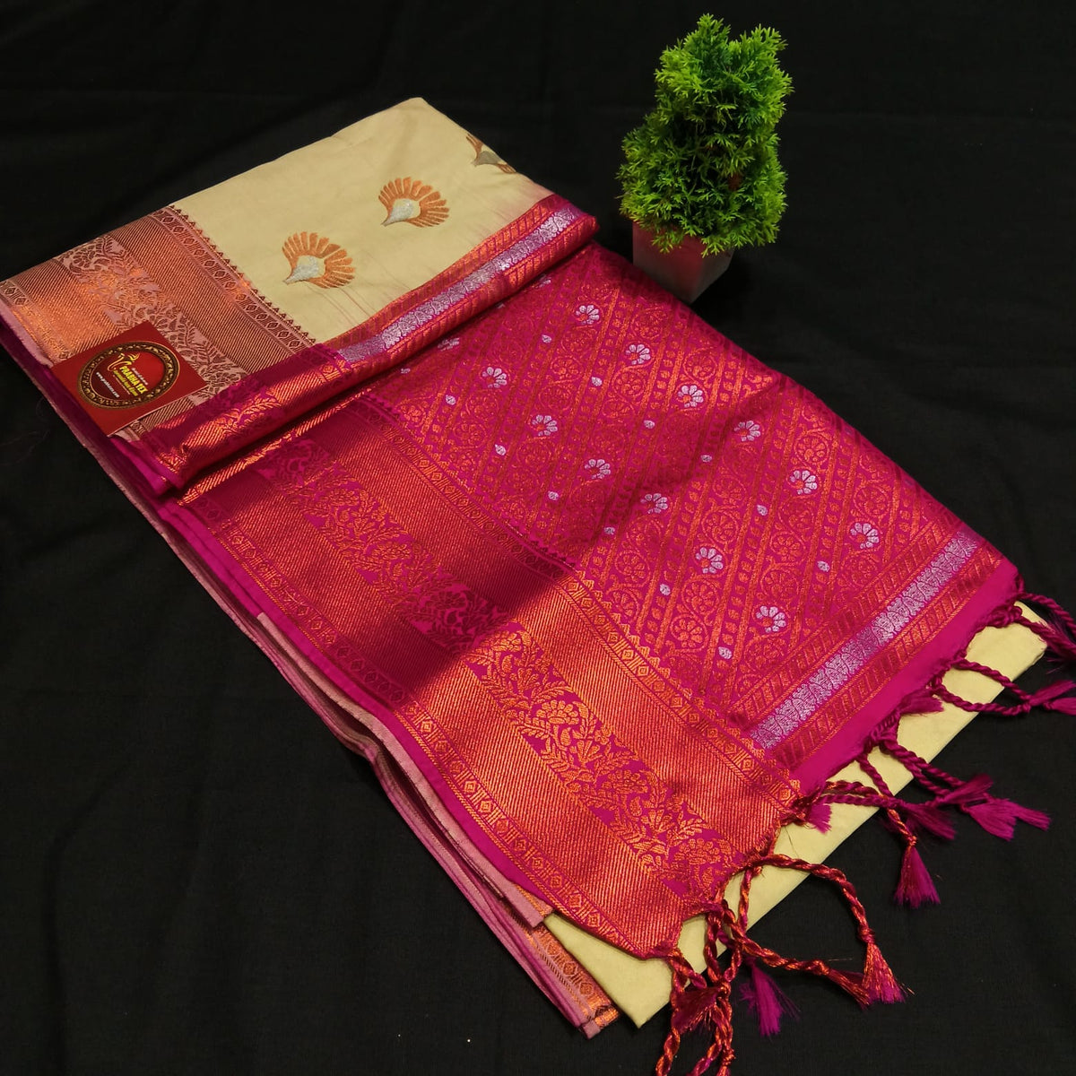 Offer Luxury Soft Silk