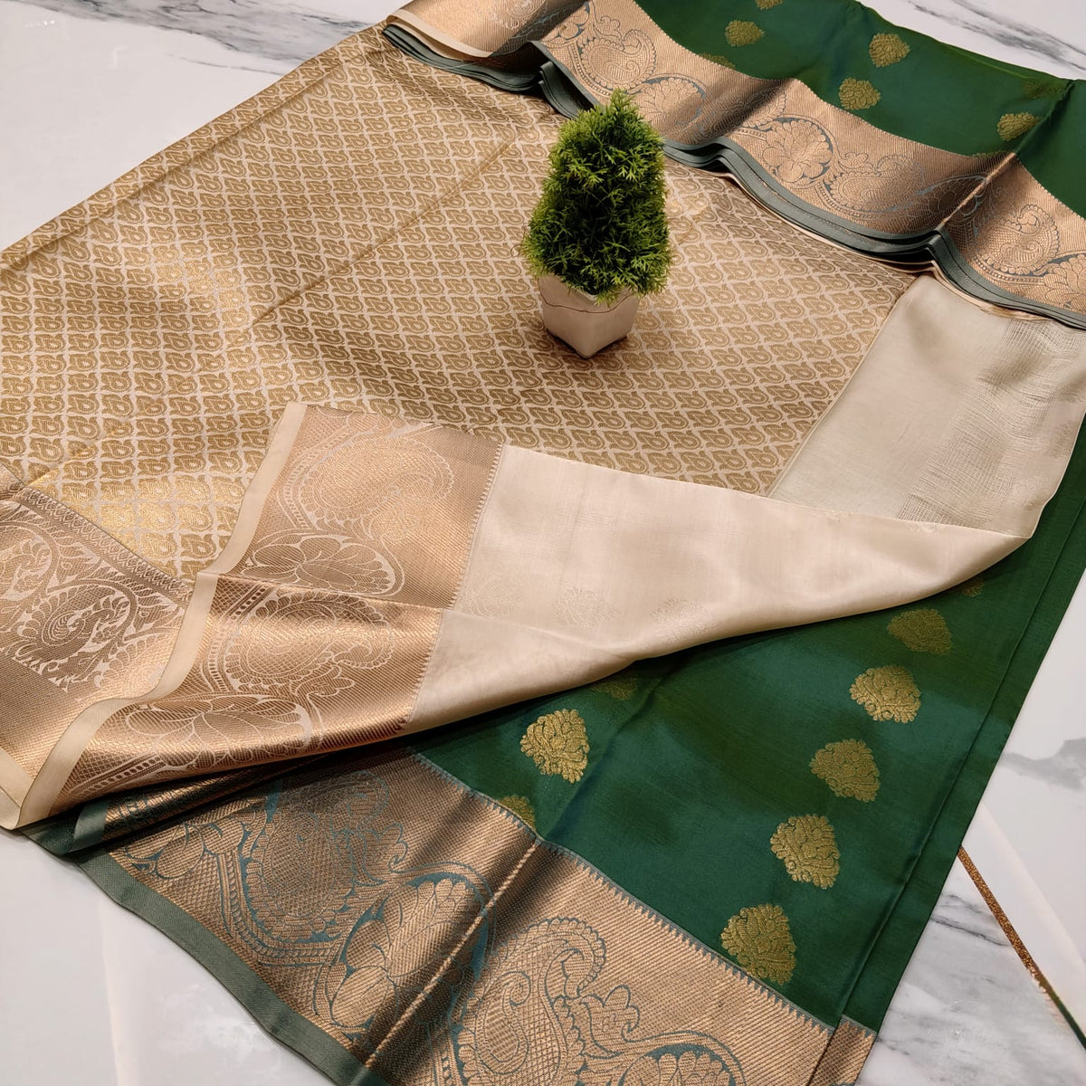 SEMI PURE SOFT SILK SAREE NOTE: DRY WASH