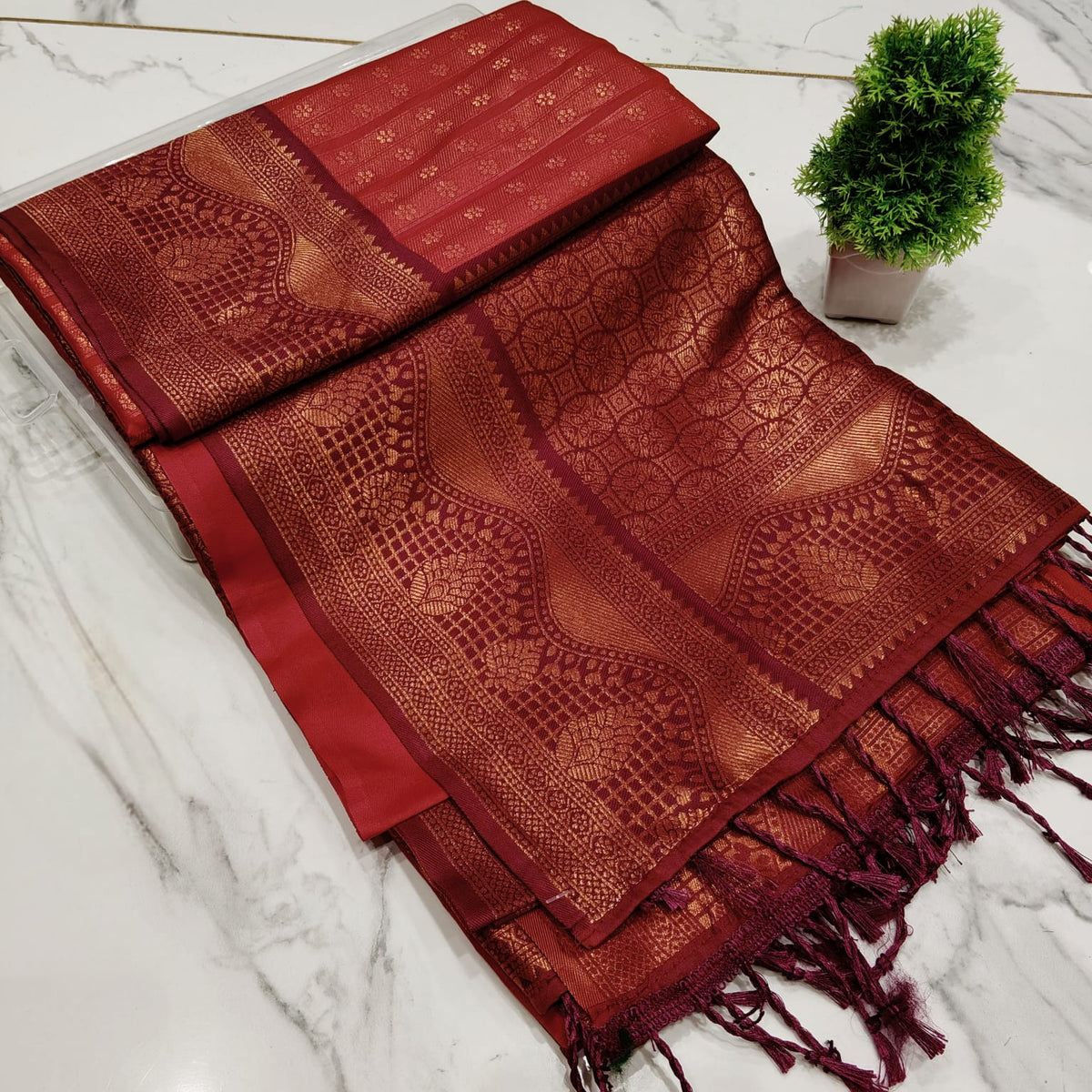 RAJAVARSHINI SOFT SILK SAREE