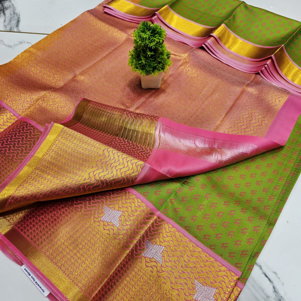 KORVAI MEENA SAREE NOTE: DRY WASH