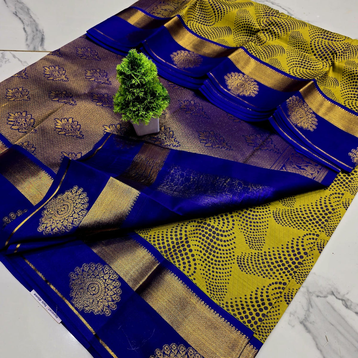 KORVAI MEENA SAREE  NOTE: DRY WASH