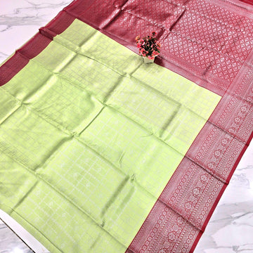 Silver Zari Check Pattern Saree