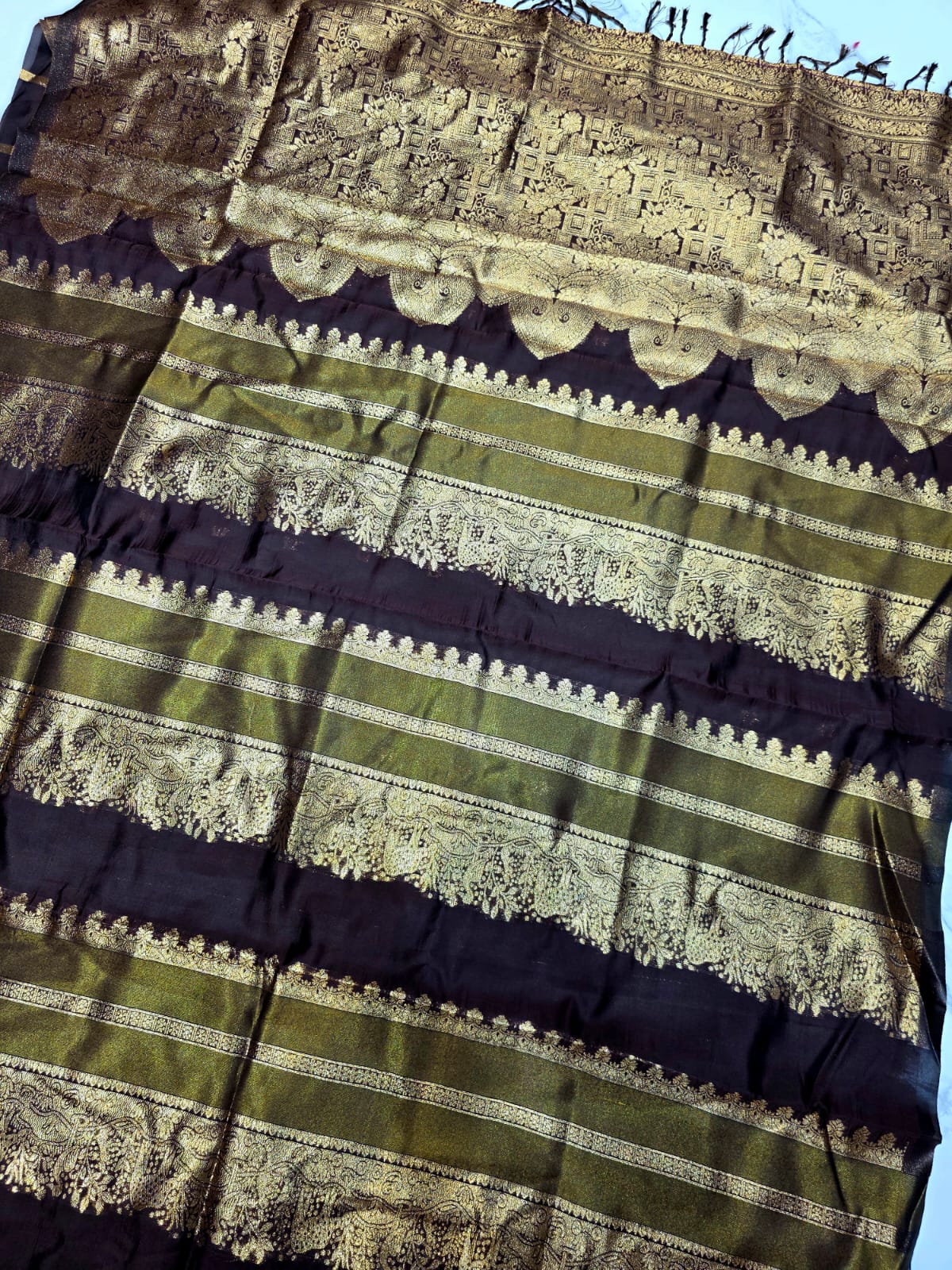 Insta Trending Silk Saree