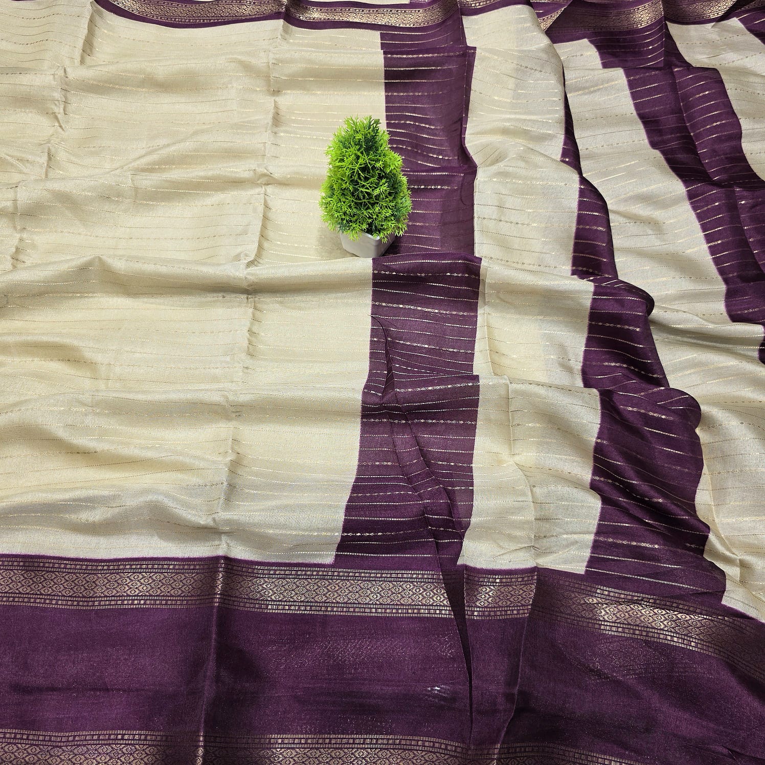 Dola Type Google.com Saree