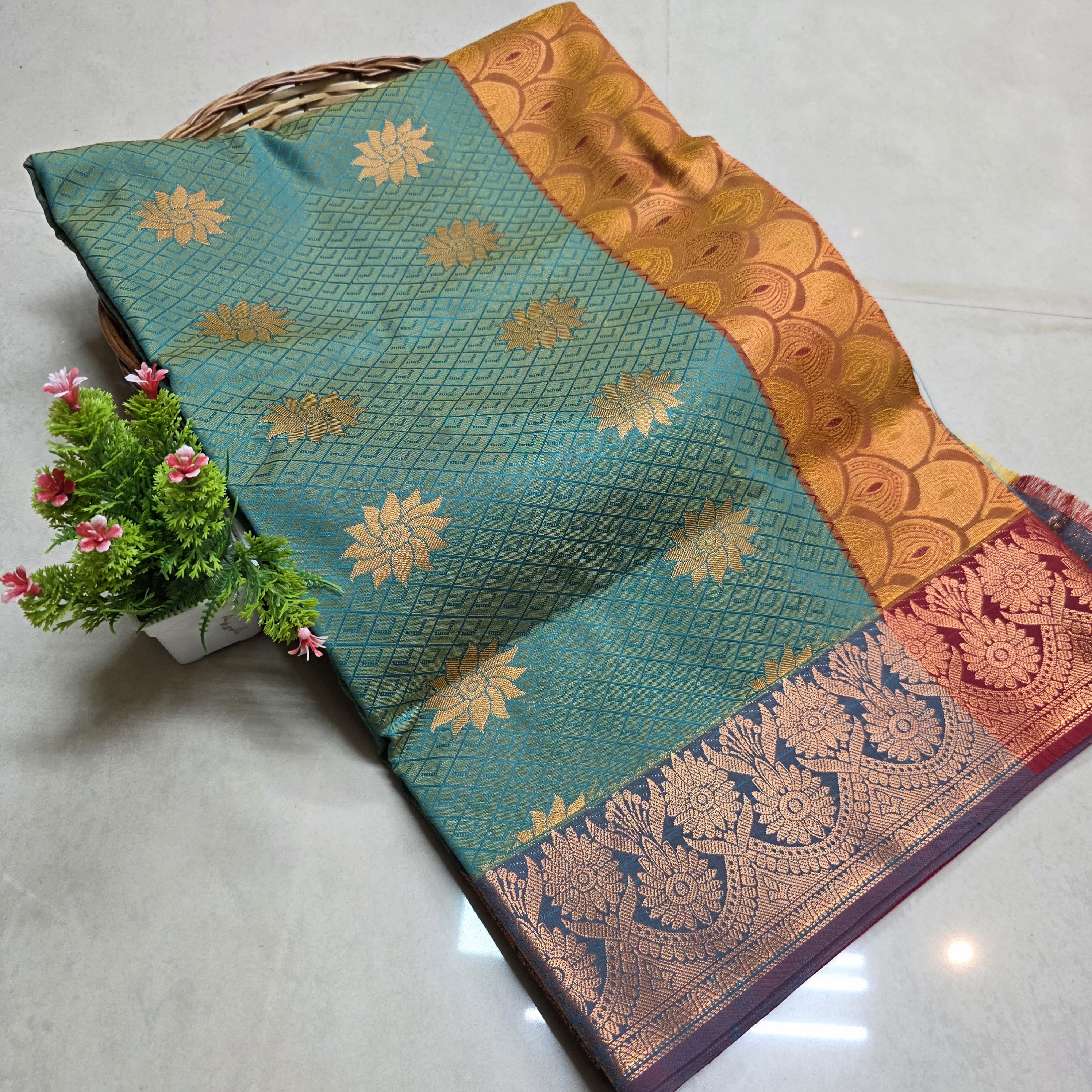 Stock Clearance Aadi Offer Saree