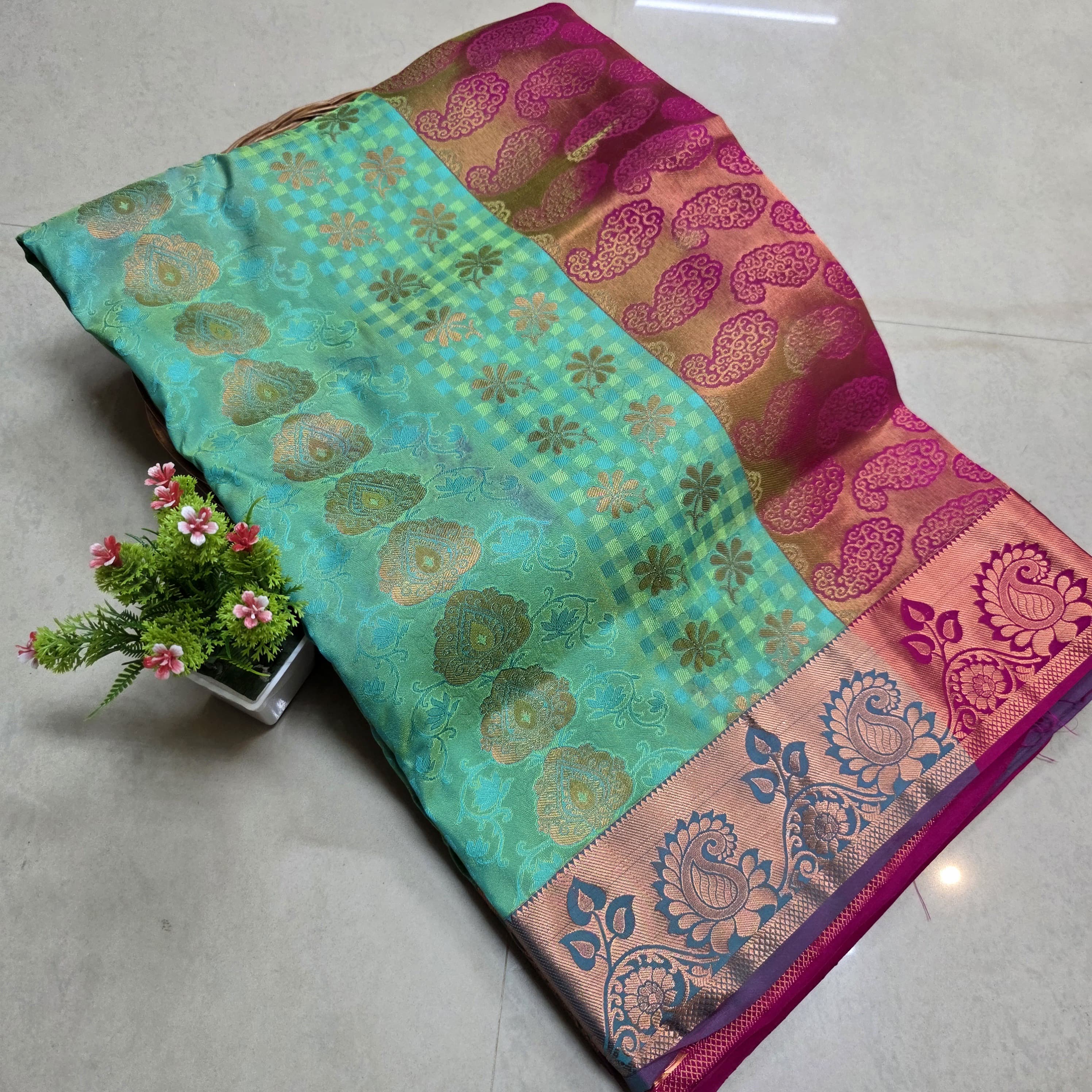 Stock Clearance Aadi Offer Saree