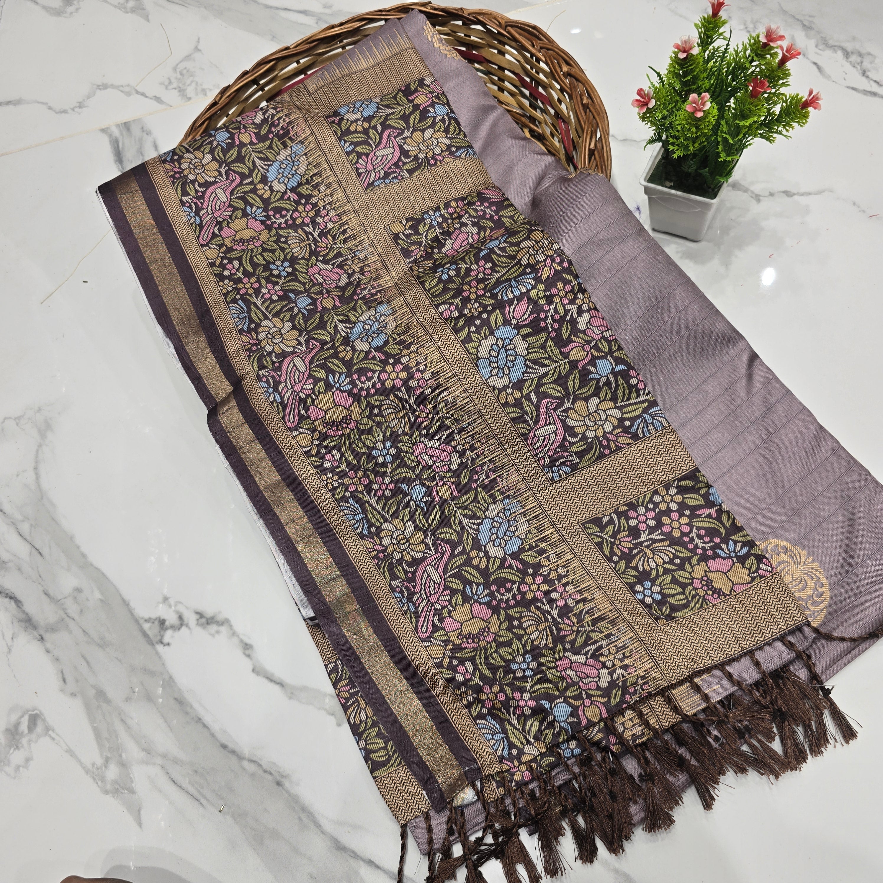 Expo Offer Saree