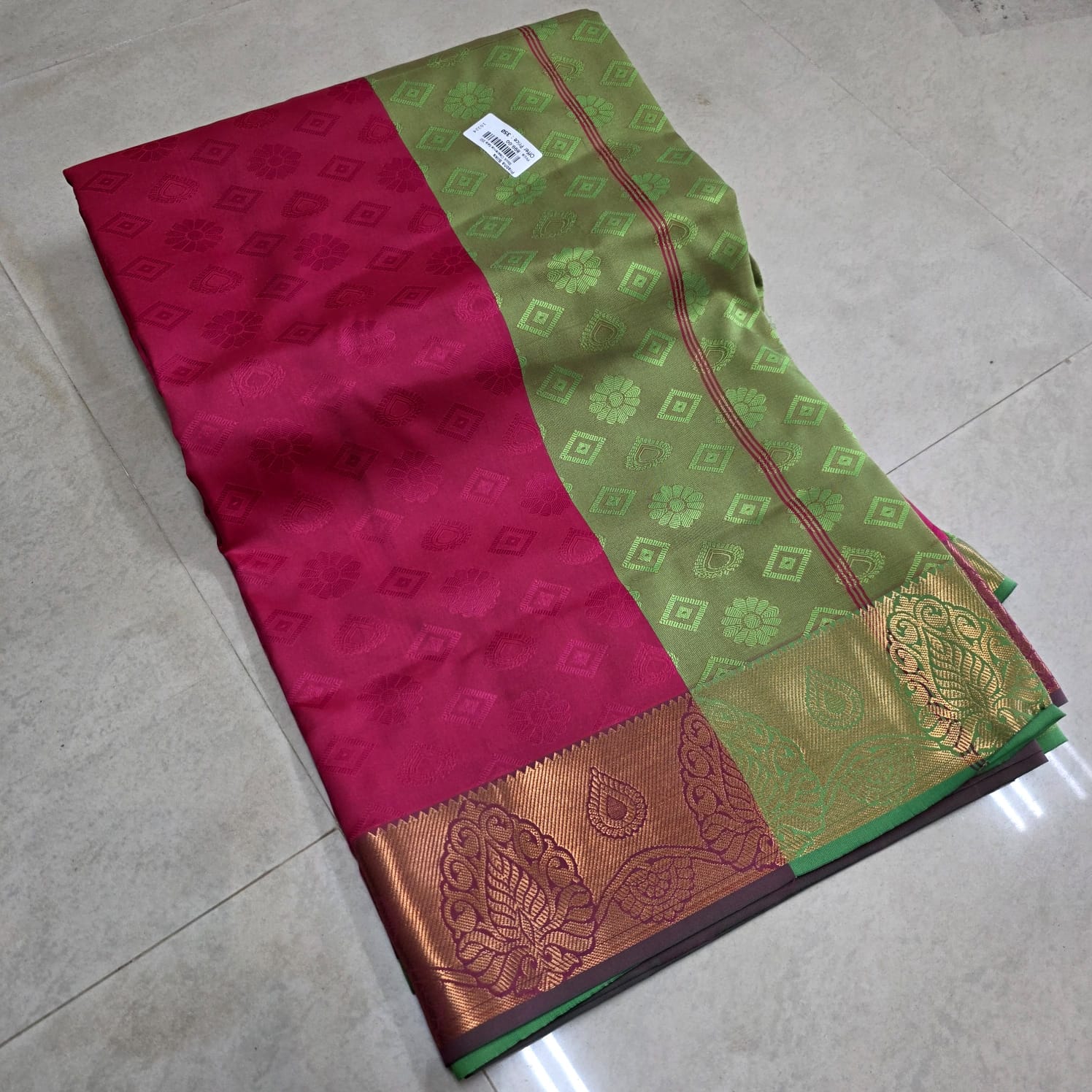 Stock Clearance Aadi Offer Saree