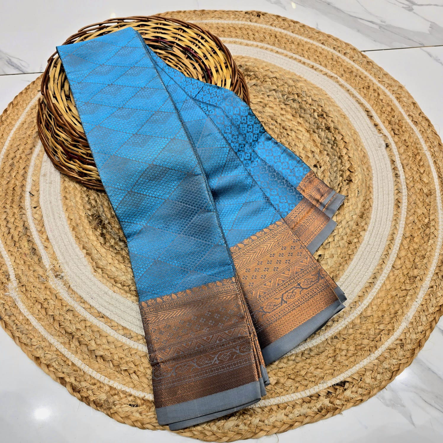 Offer Jacquard Silk Saree ( Same colour only dispatch )