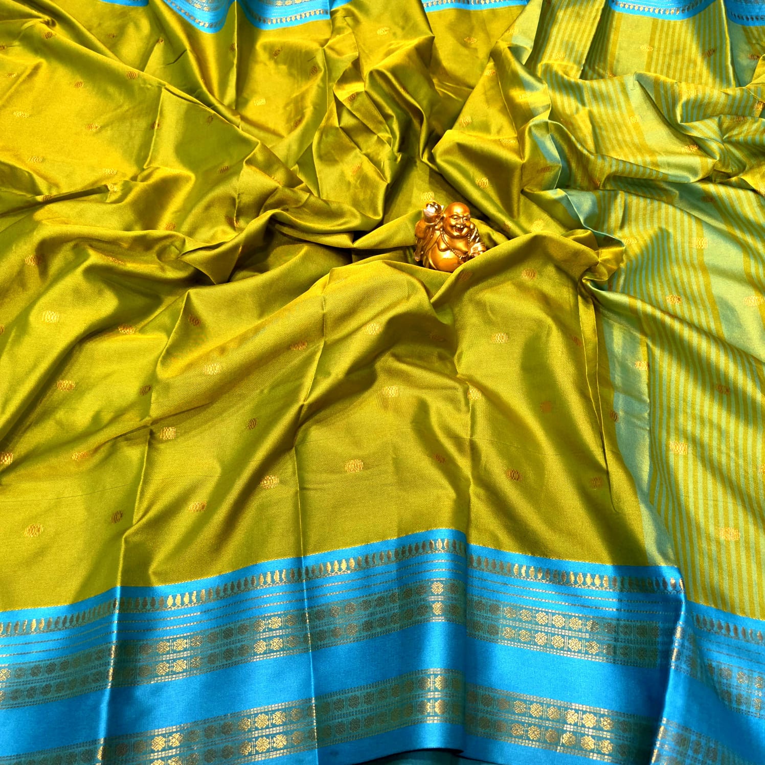 Kanchi Silk Retta Petta Border Saree