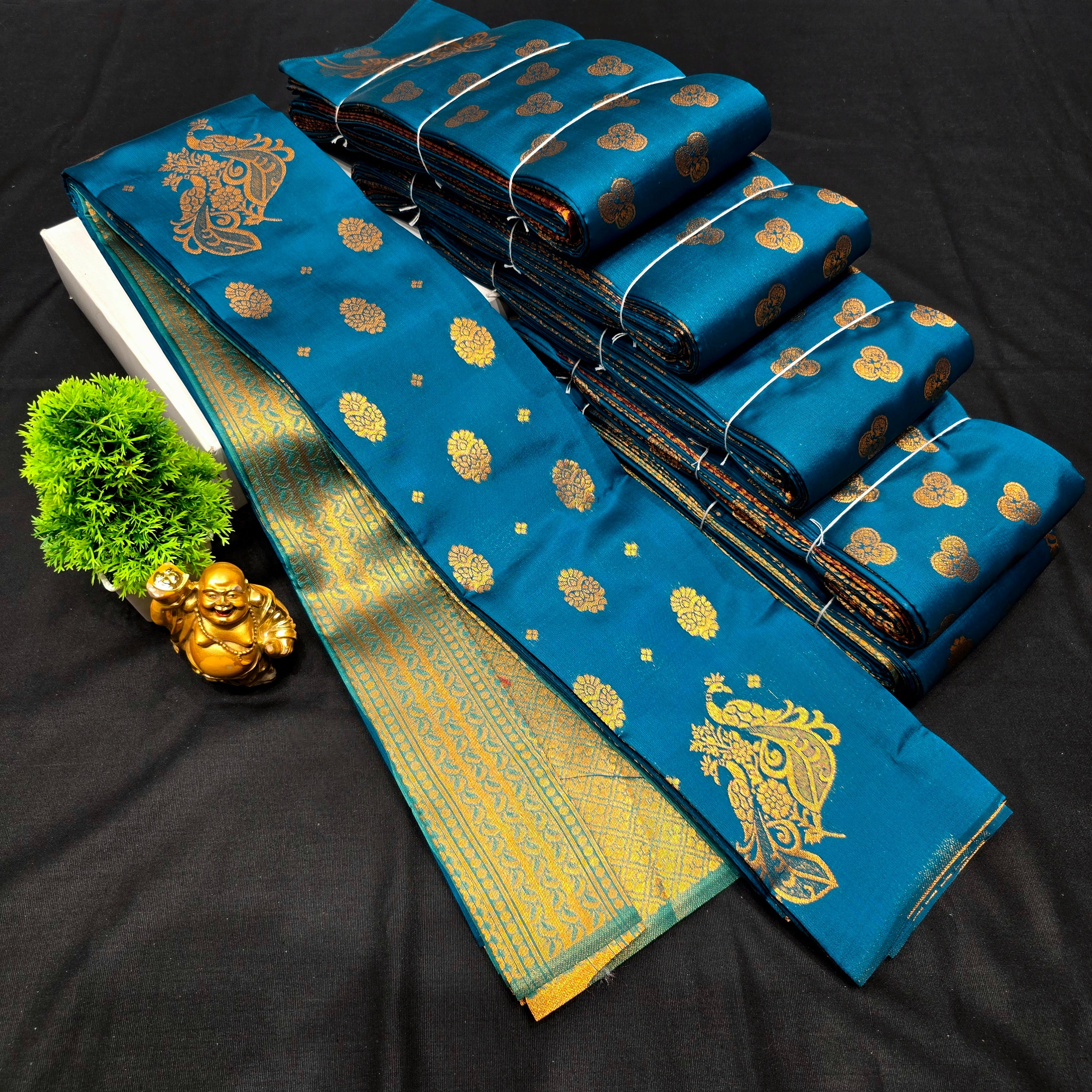 Borderless kubera Silk Saree