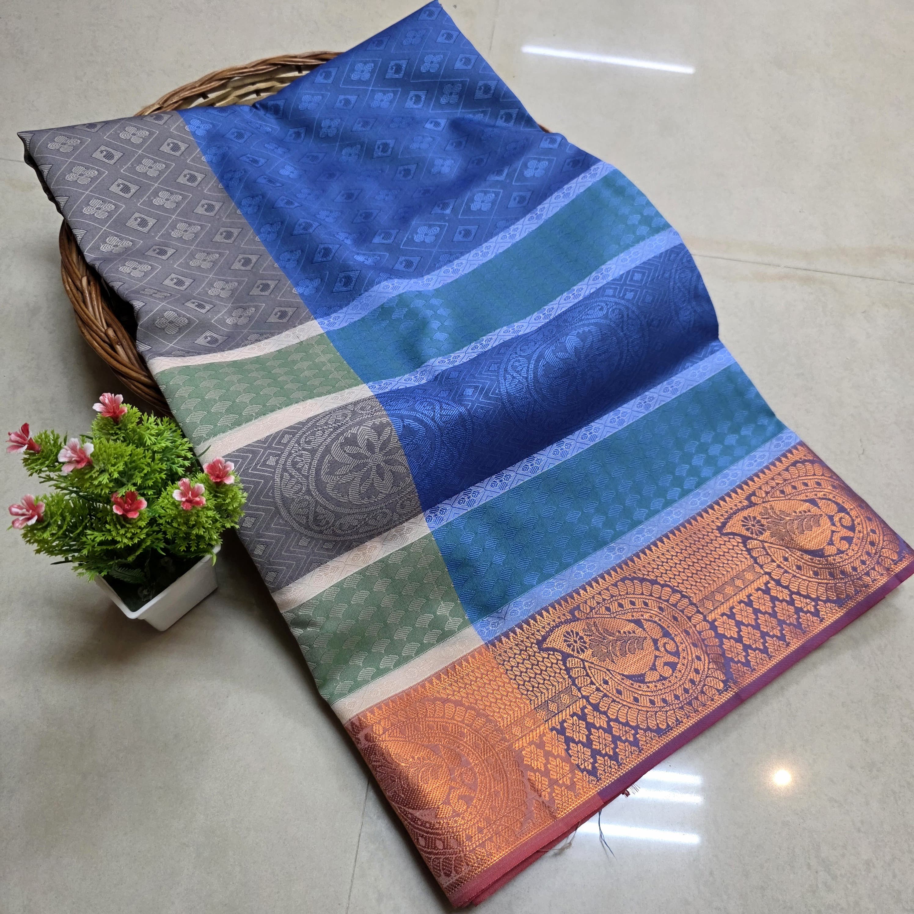 Stock Clearance Aadi Offer Saree