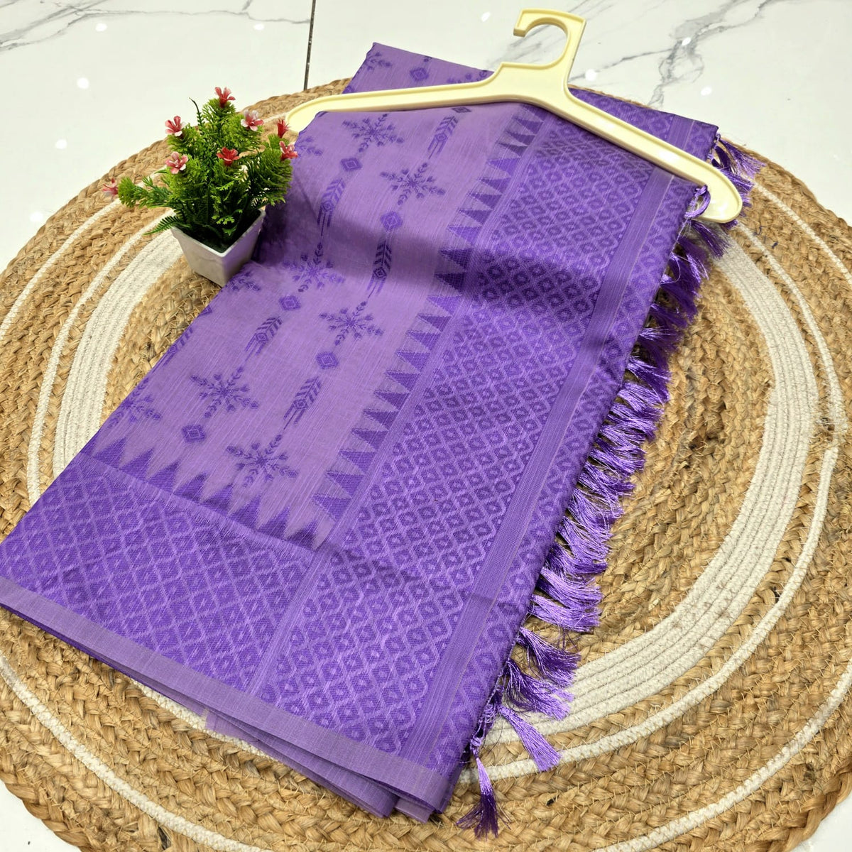 Weaving Cotton Saree