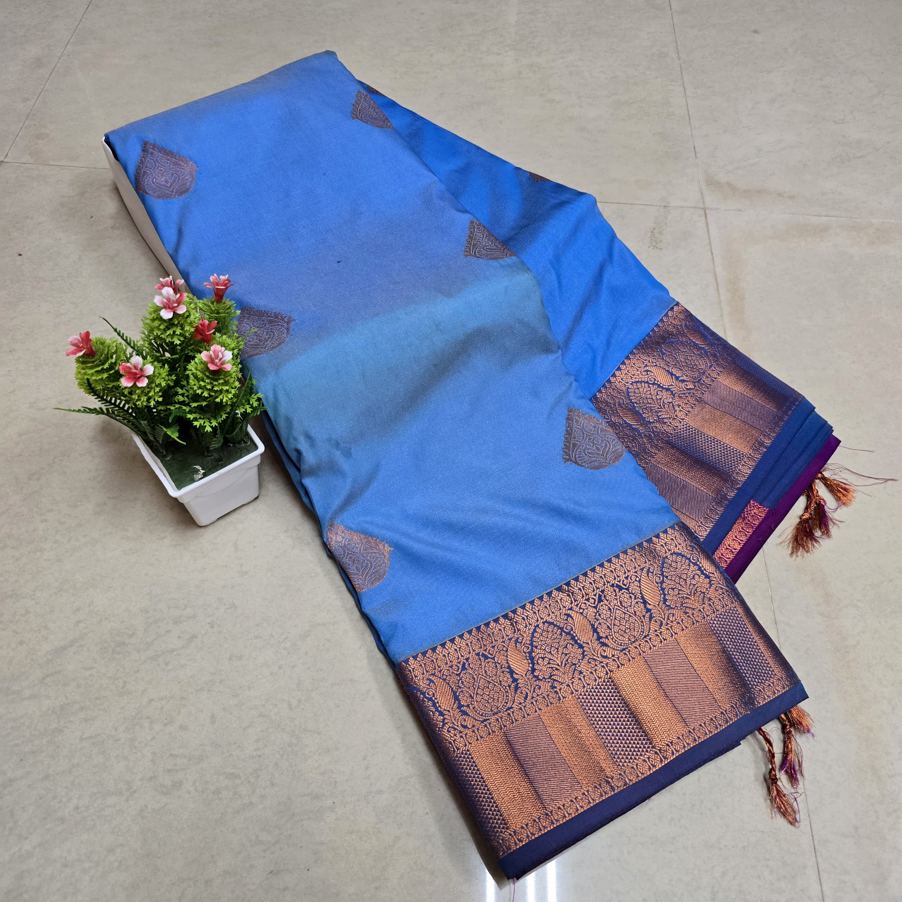 Stock Clearance Aadi Offer Saree