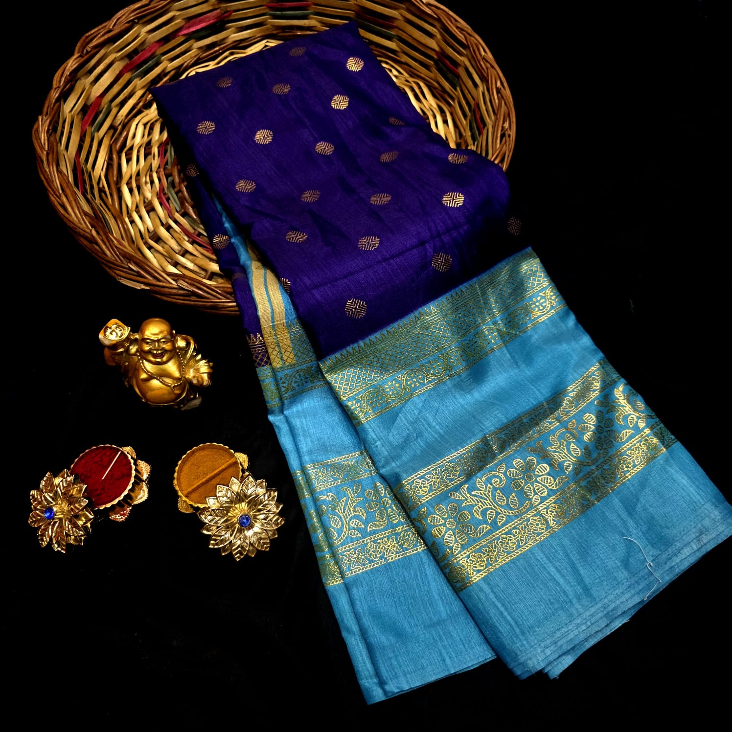 Digital Print work saree (Pre Booking 8 to 10 Days Dispatch Timing)