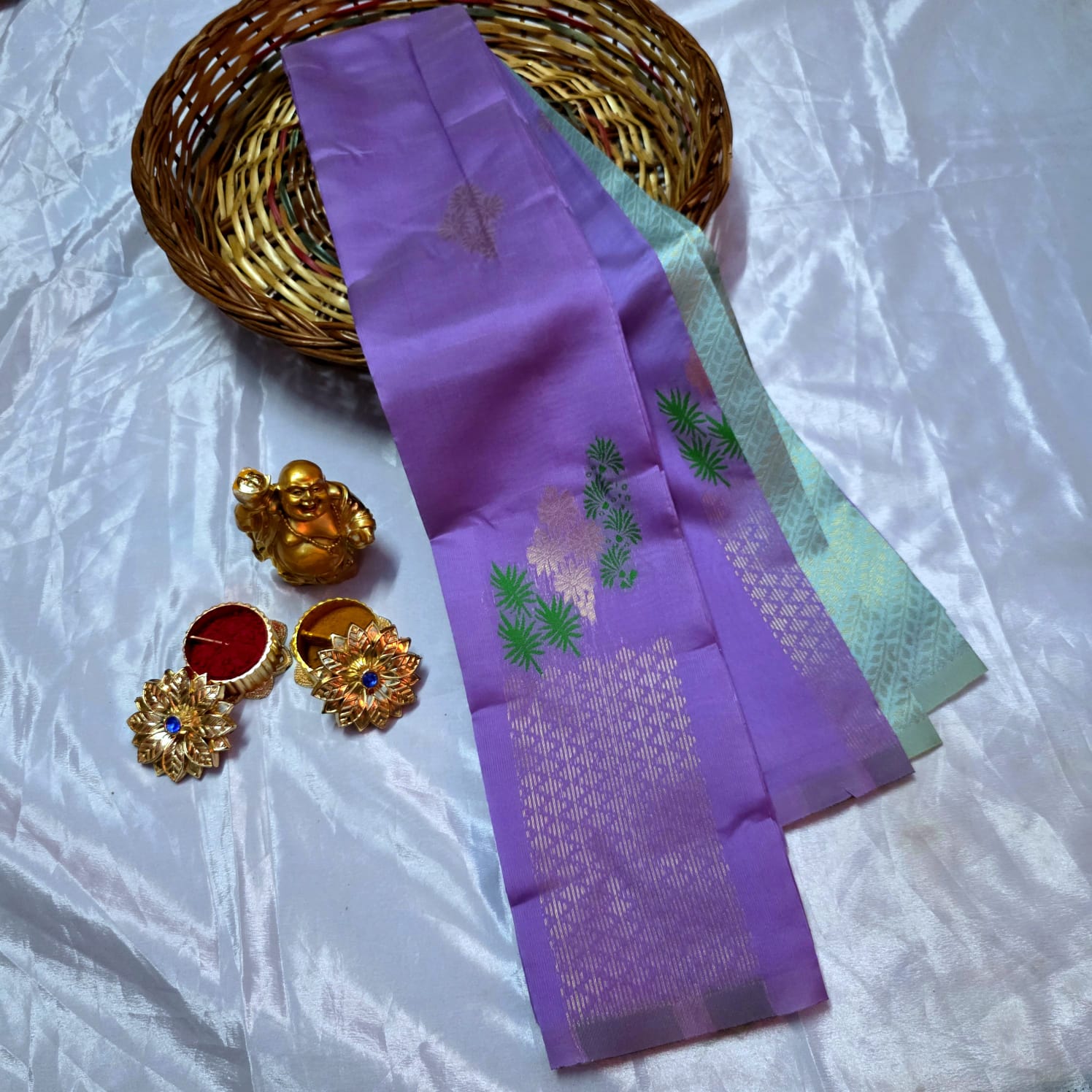 Borderless Vairaoosi Silk saree