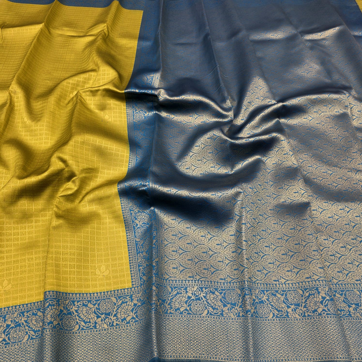 Checked Soft Silk Saree