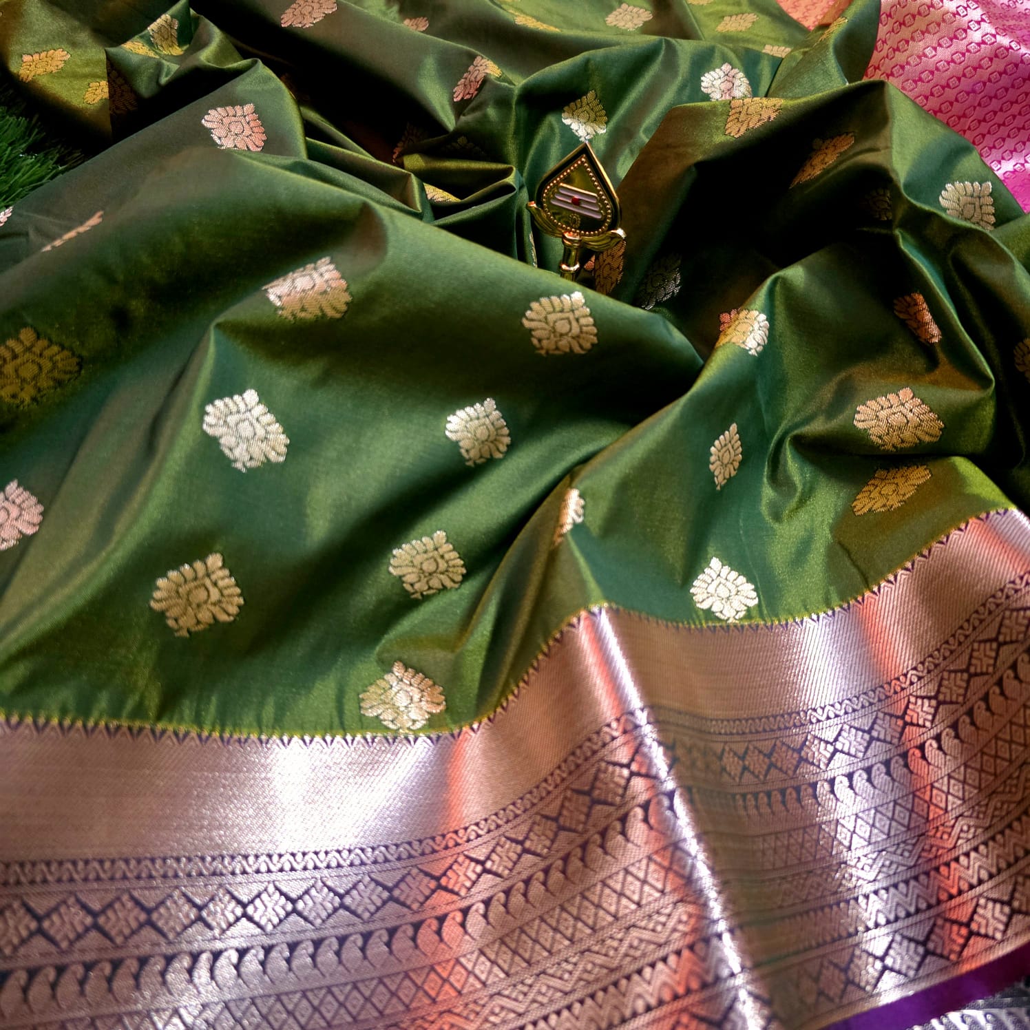 1000 Putta Bridal Soft Silk