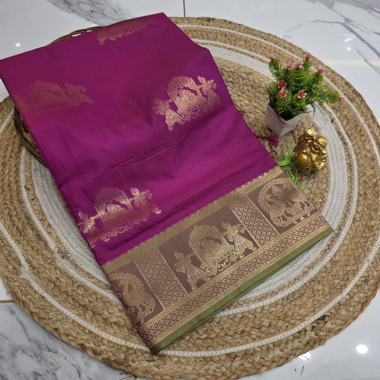 Luxury Pallakku Design Soft Silk Saree