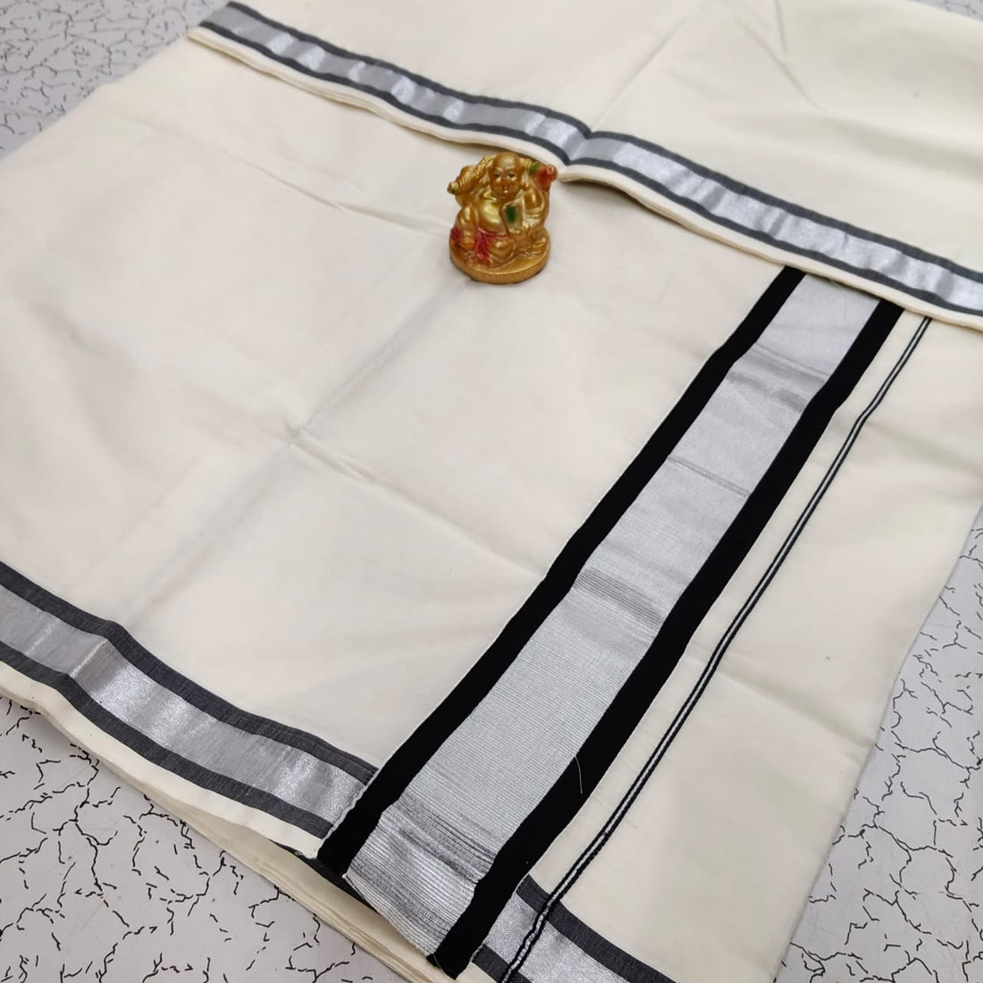 Kerala Plain Sarees