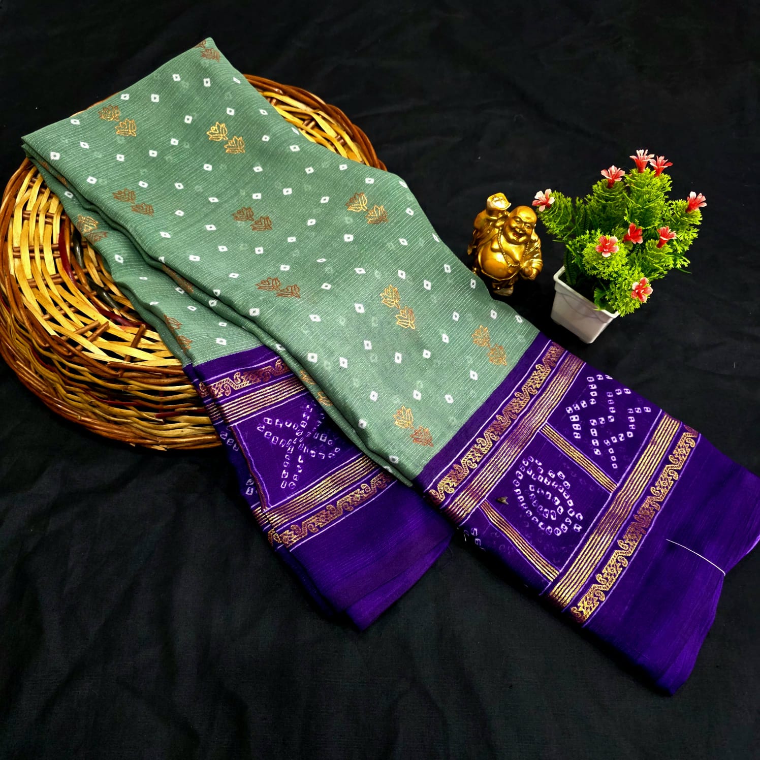 Bandhani Foil Work Saree
