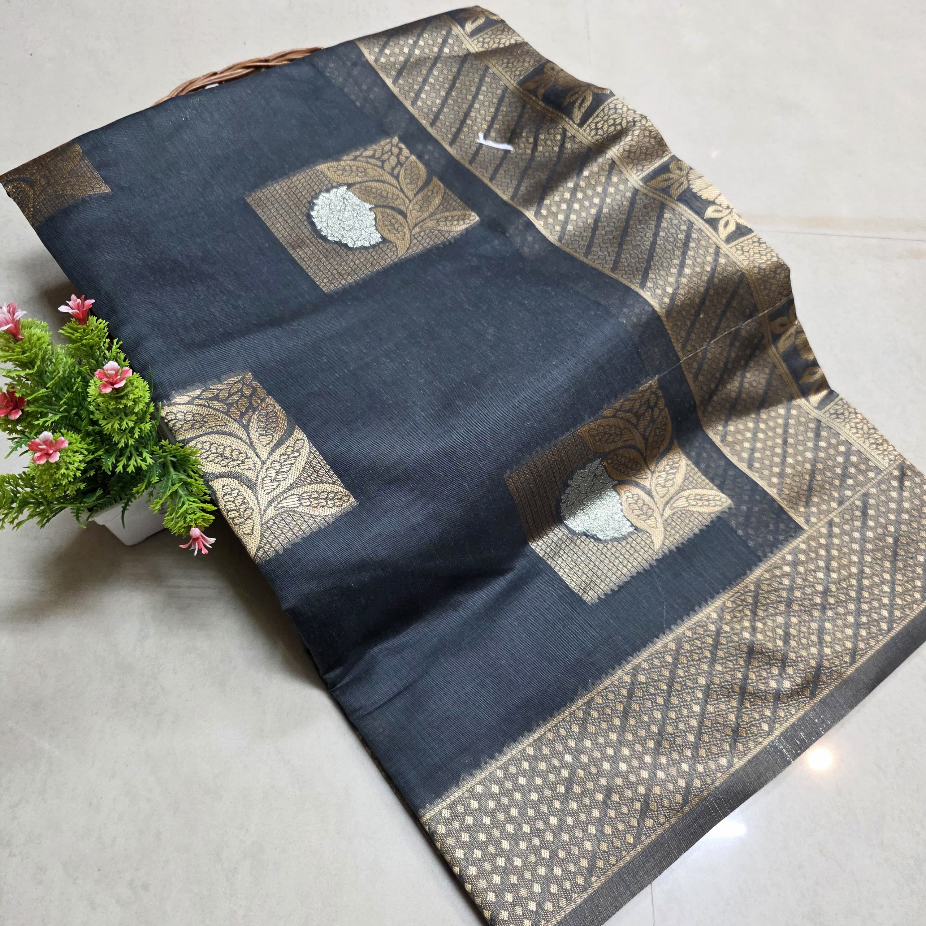 Stock Clearance Aadi Offer Saree