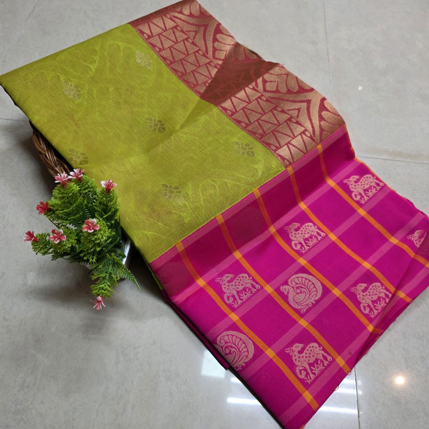 Stock Clearance Aadi Offer Saree