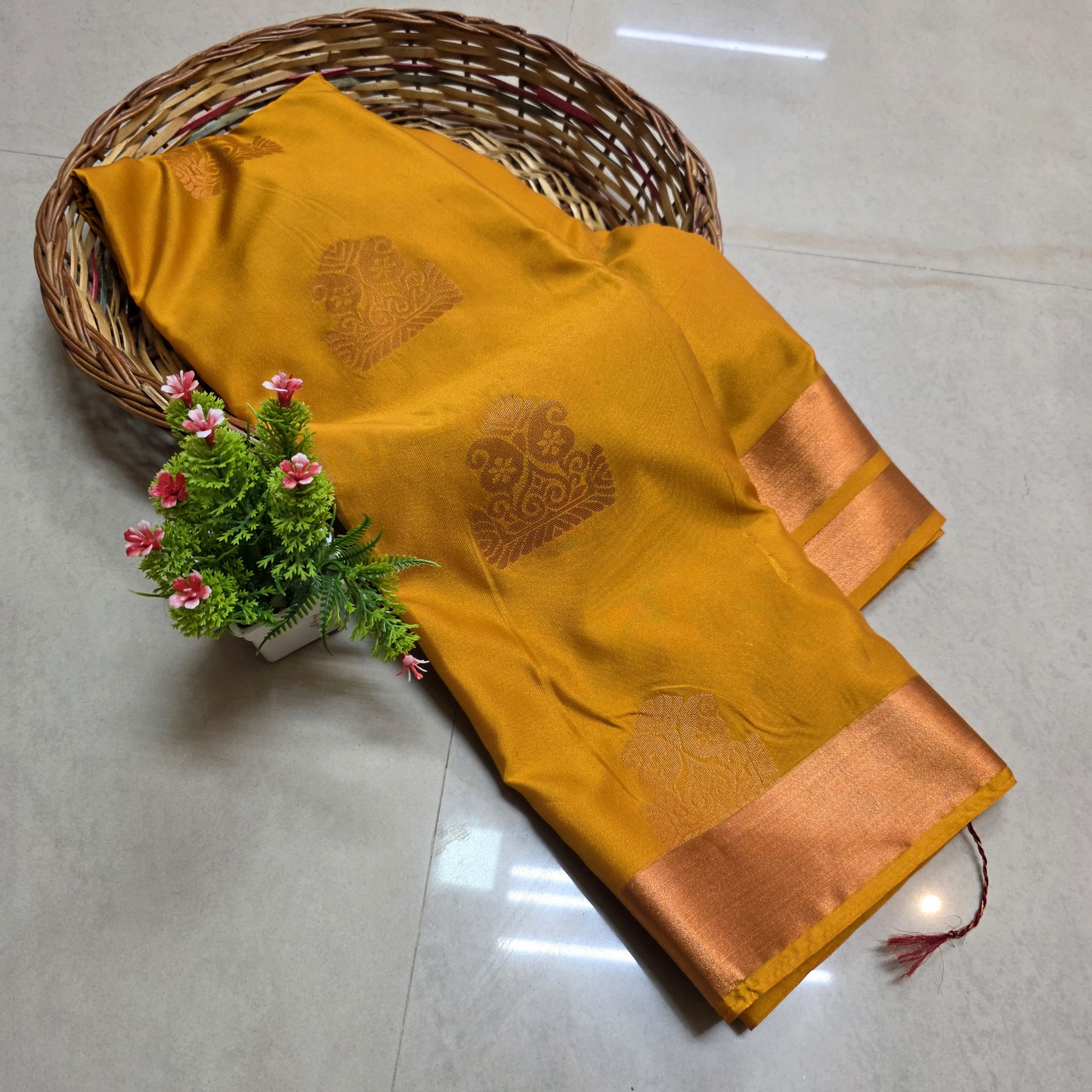 Stock Clearance Aadi Offer Saree
