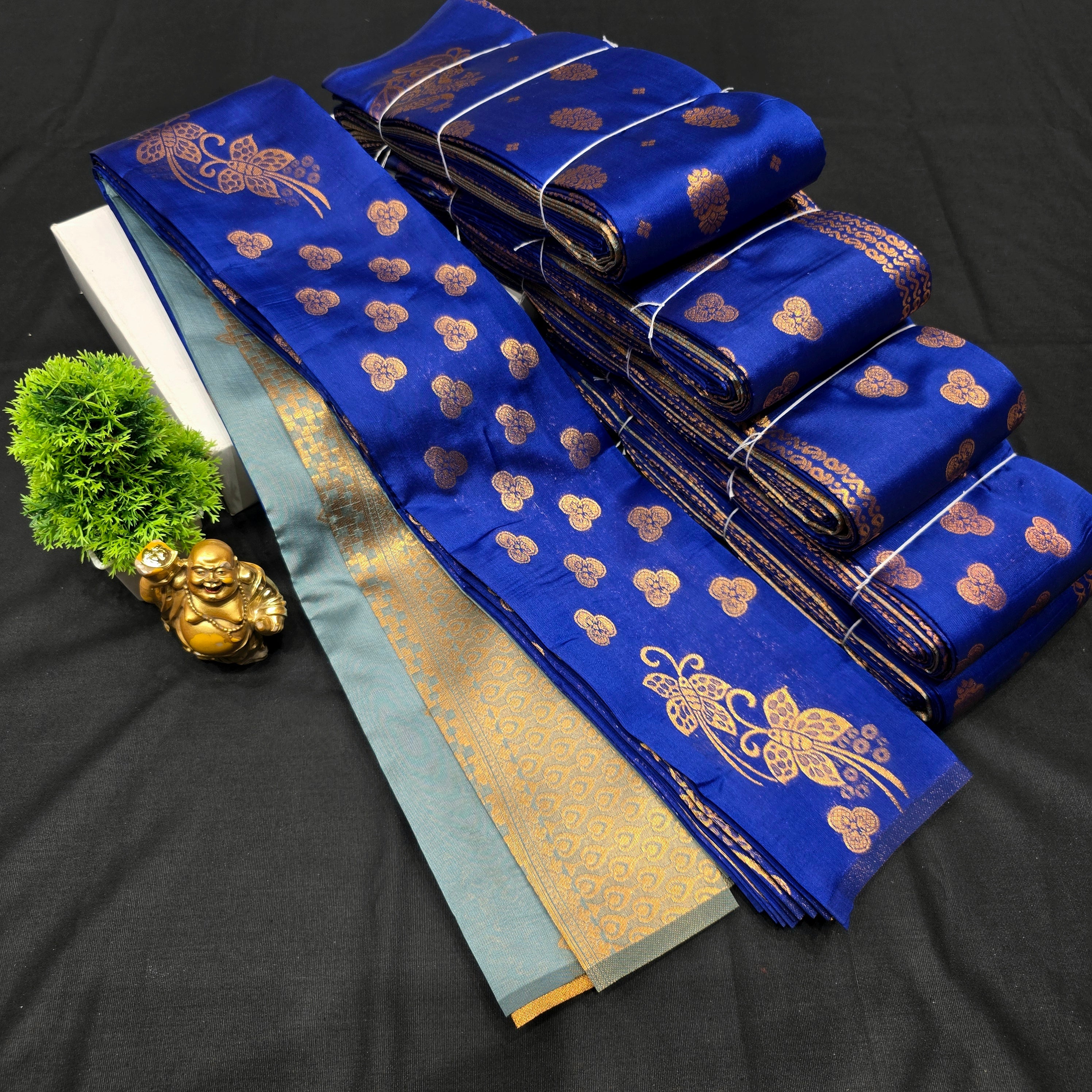 Borderless kubera Silk Saree