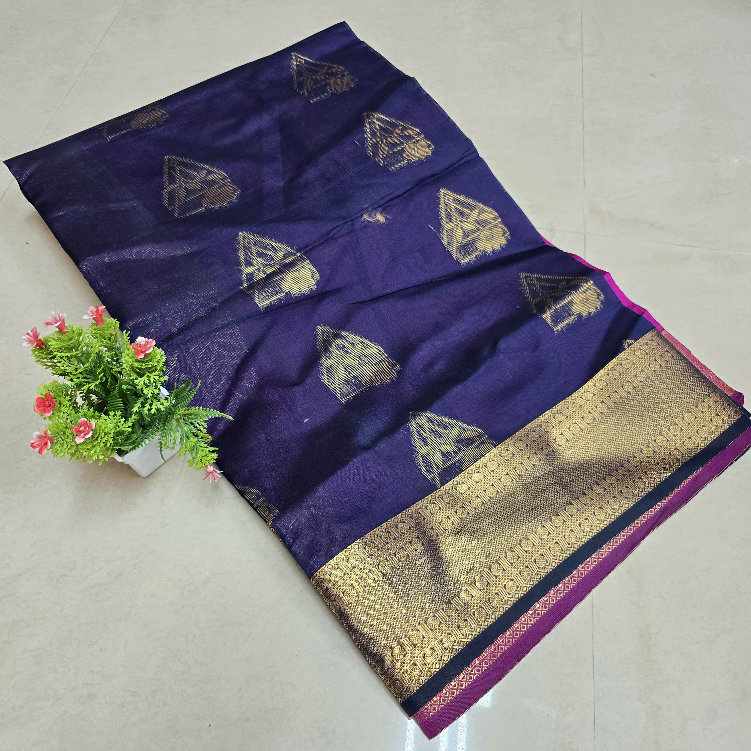 Stock Clearance Aadi Offer Saree